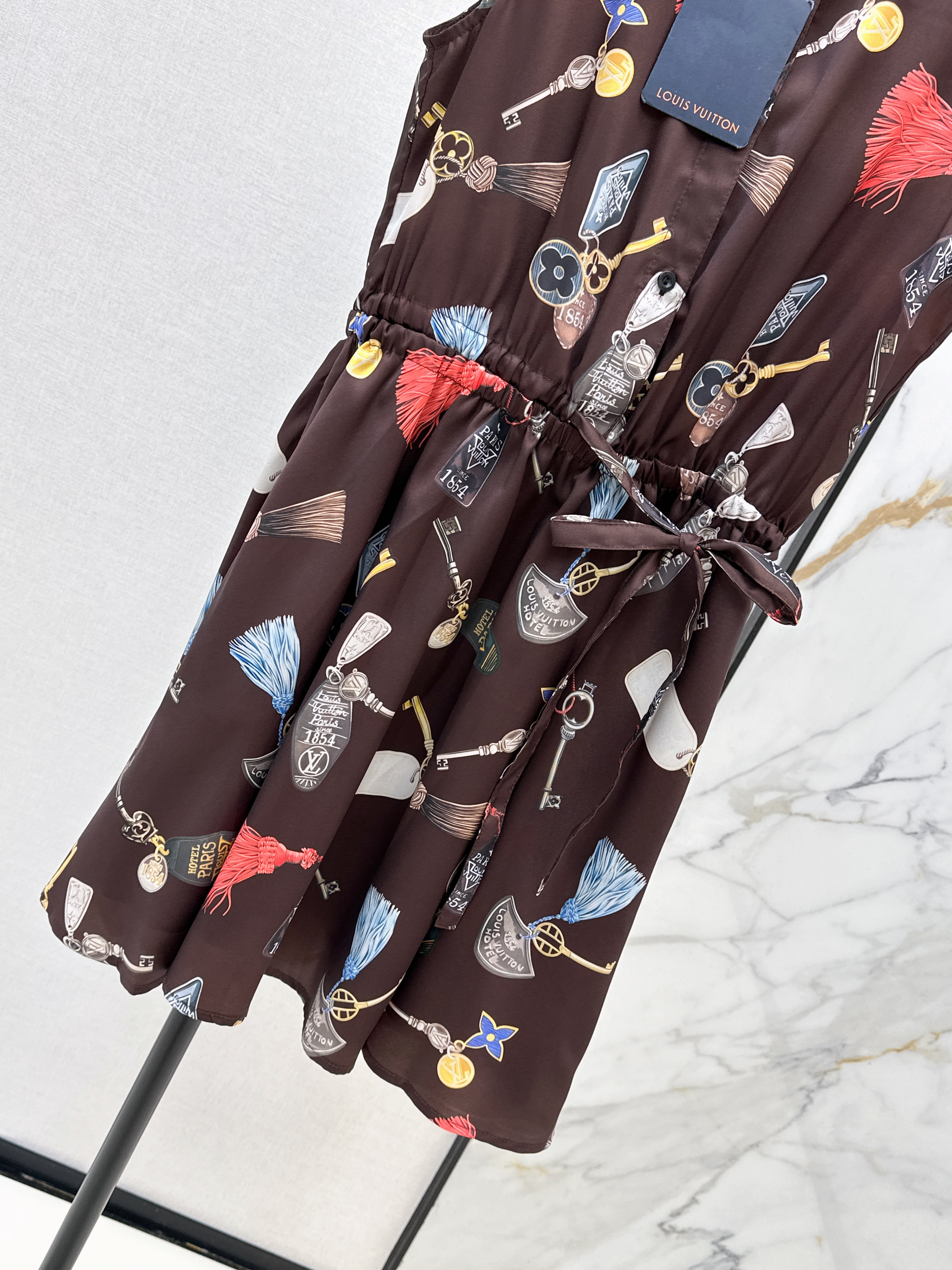 Loui 26ss sleeveless print dress