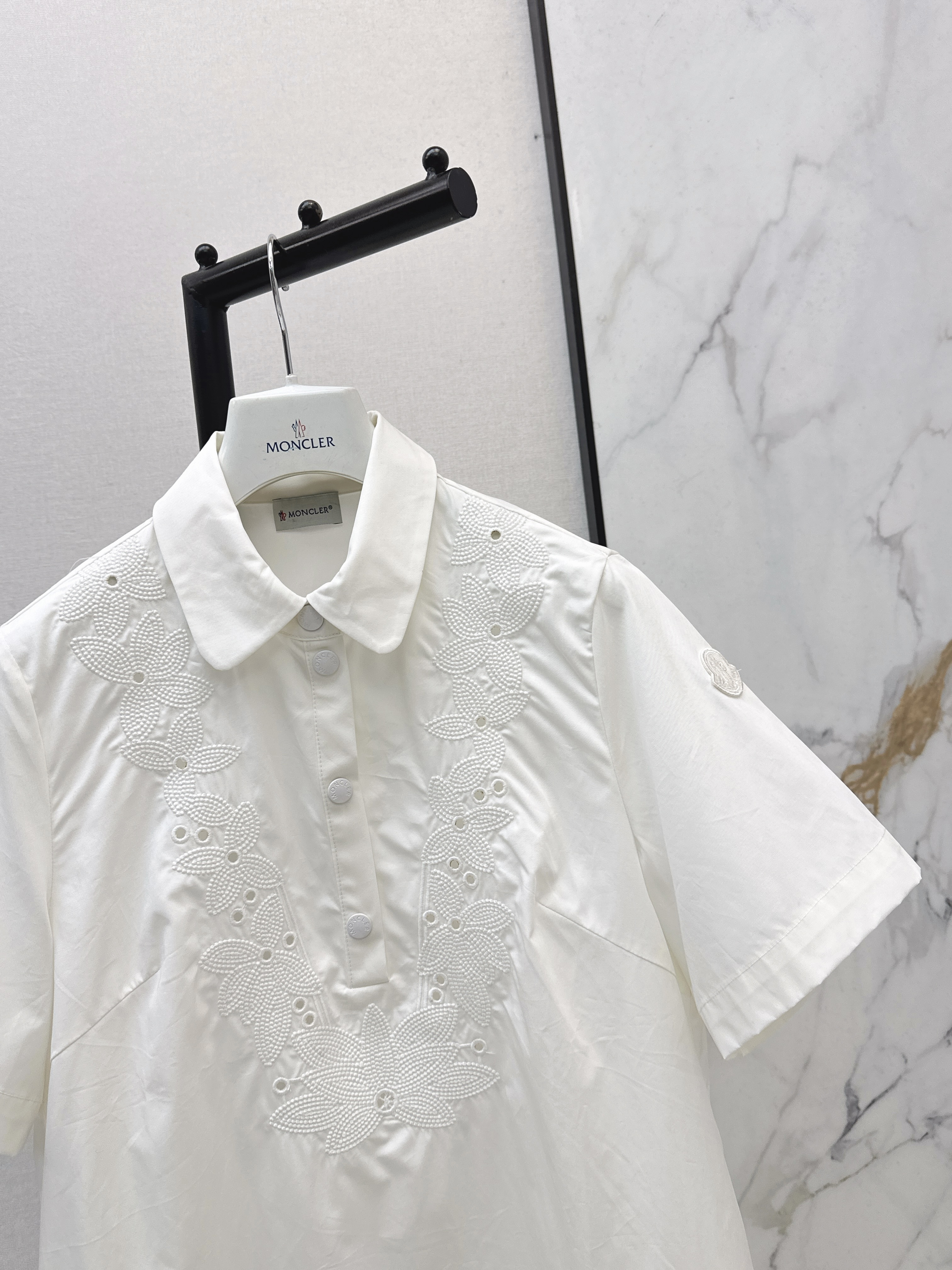 Monc 26ss shirt dress