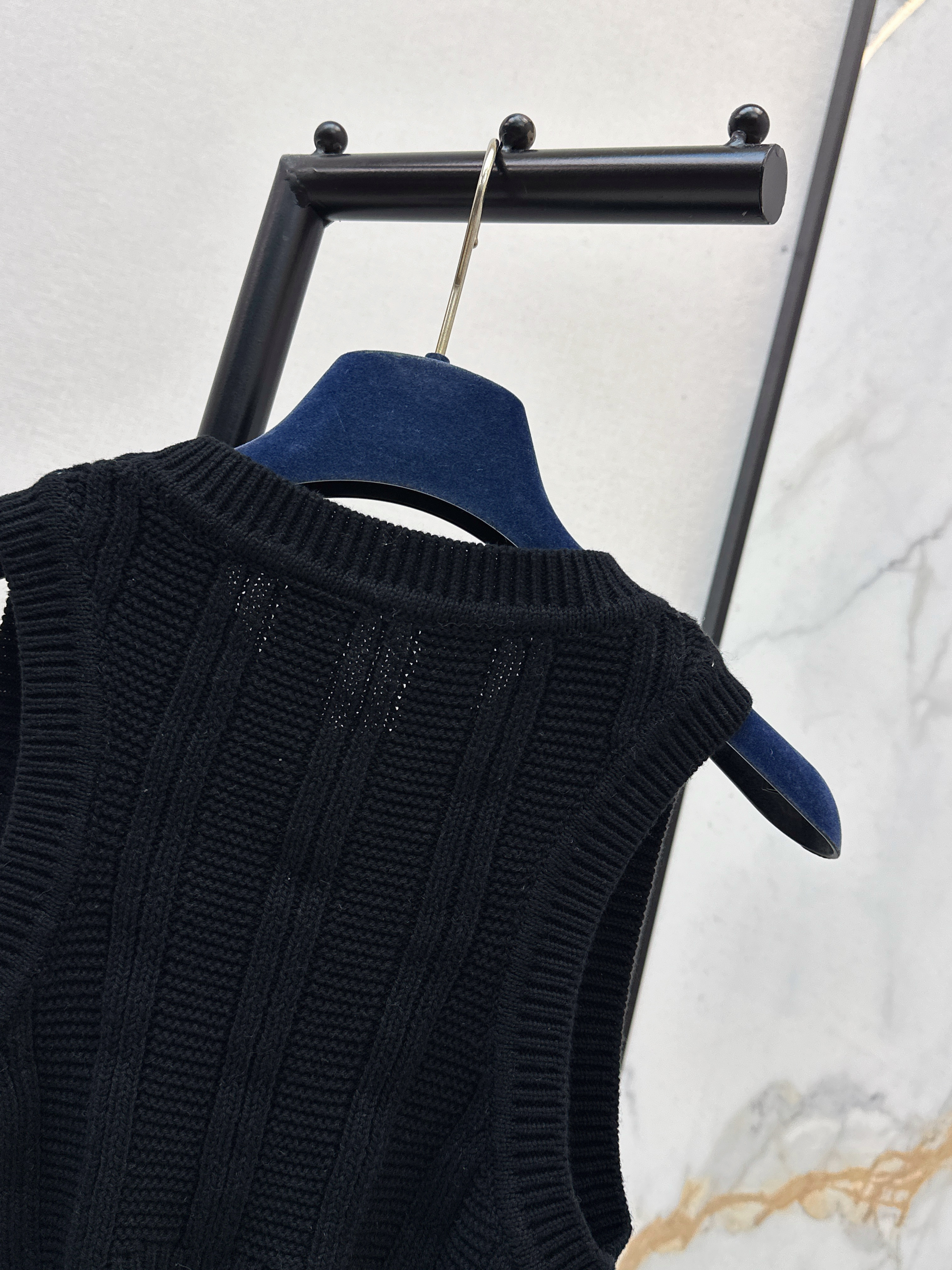 Loui 26ss knit vest