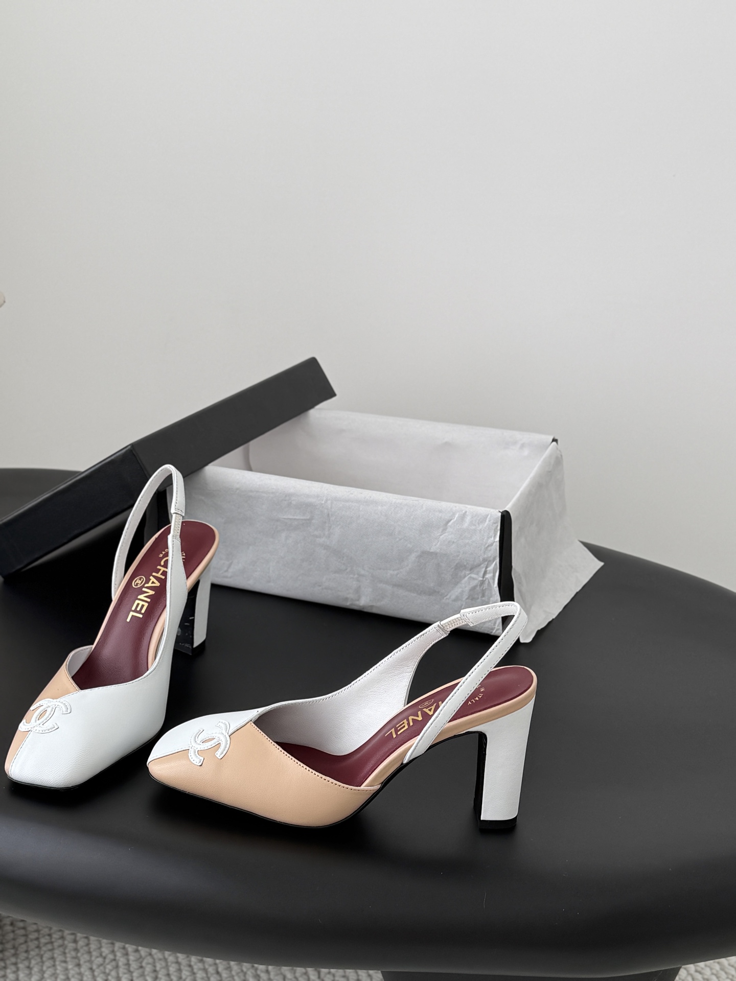 Chan 26ss slingback heel