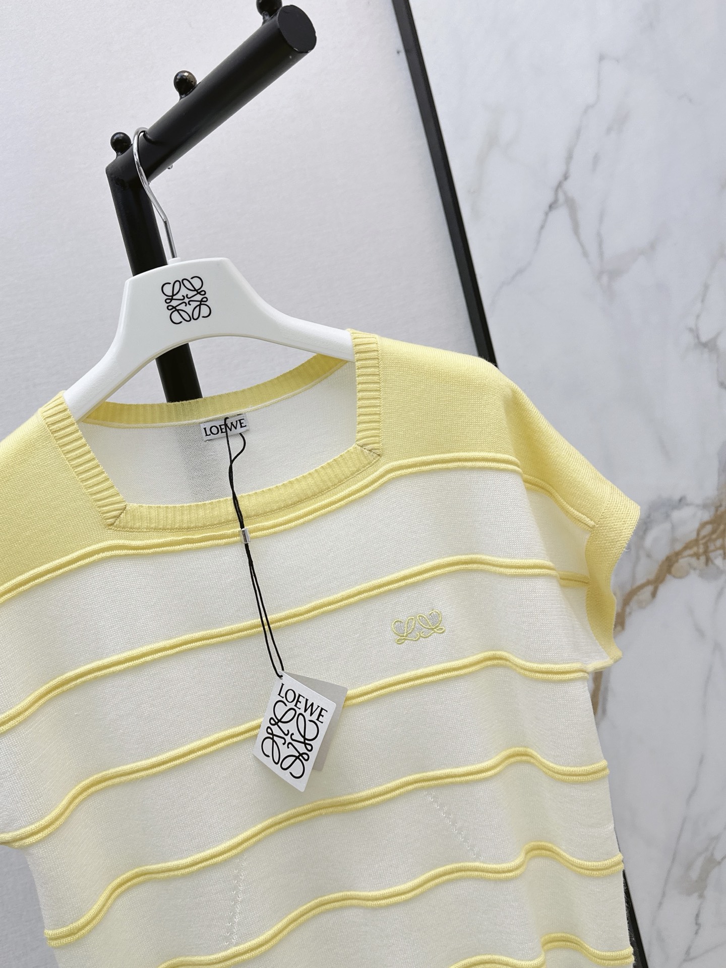 Loe 26ss stripe knit sweater