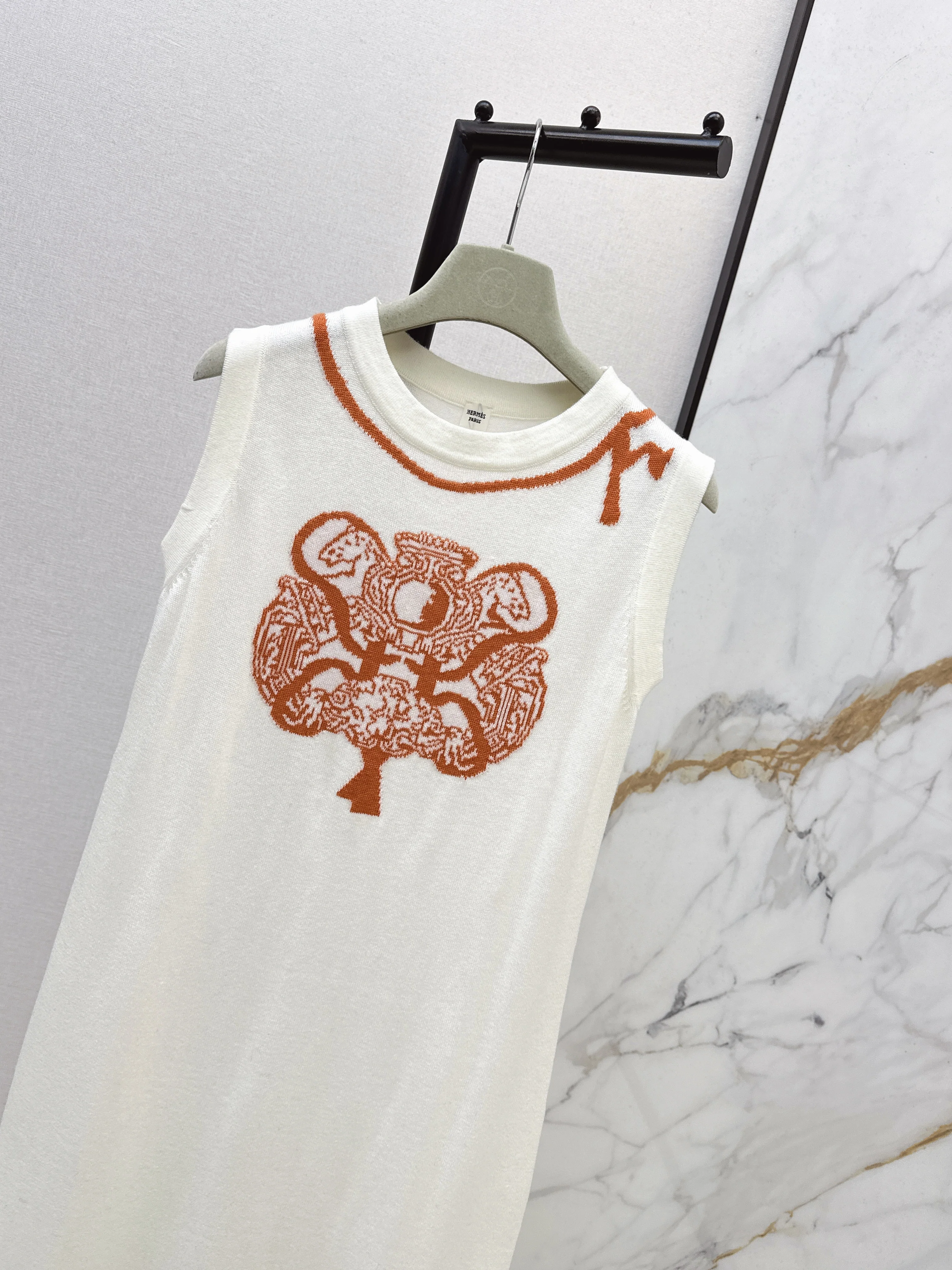 Herm 26ss jacquard sleeveless dress