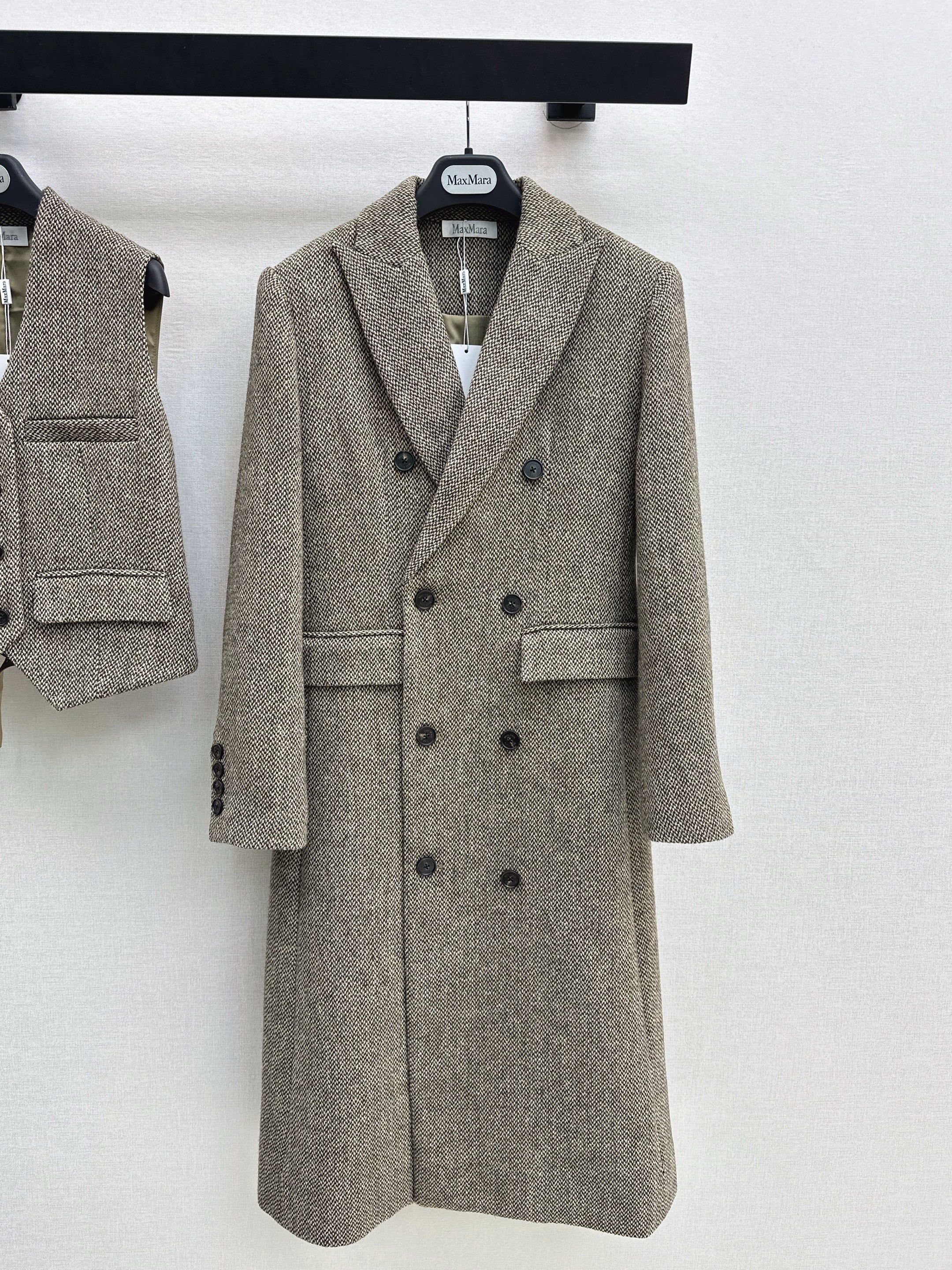 Max 26ss vest+overcoats