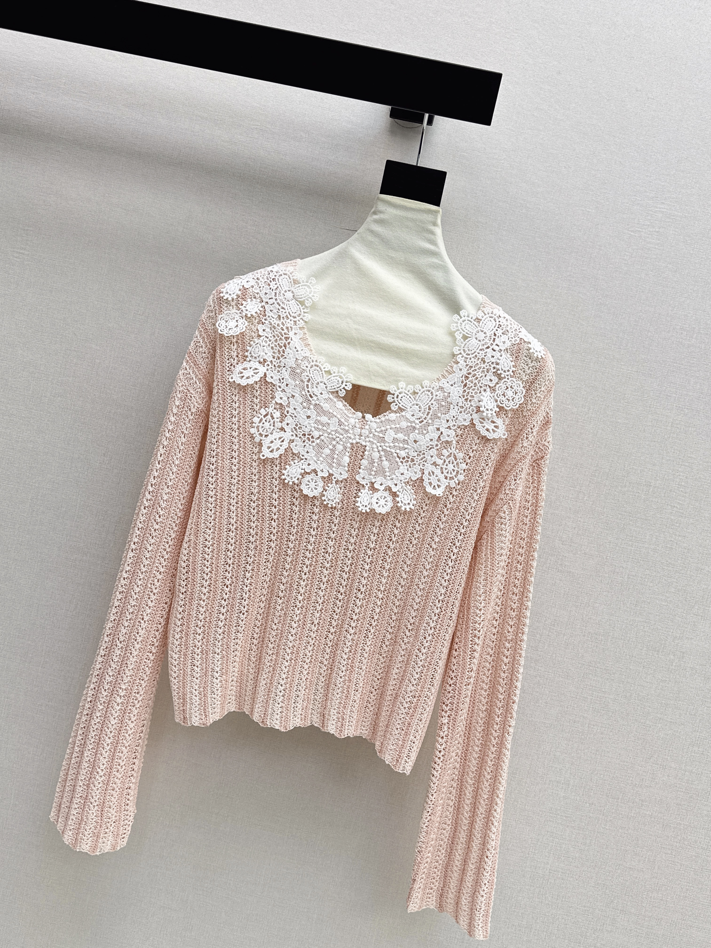 ES 26ss lace hollow sweater