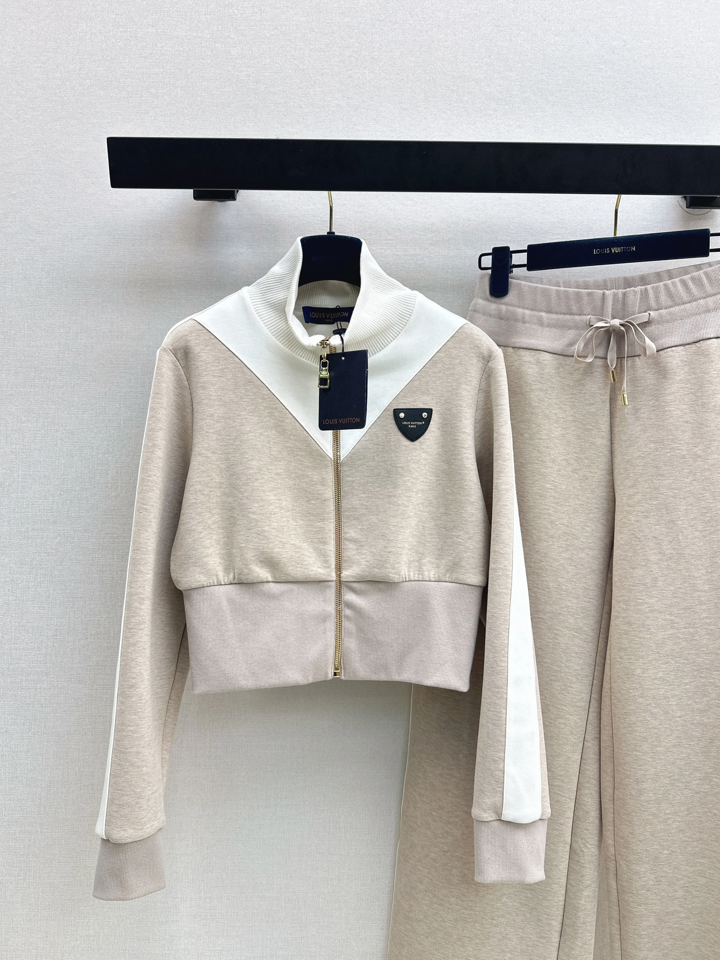 Louis 26ss contract stand-collar jacket+straight pants sets