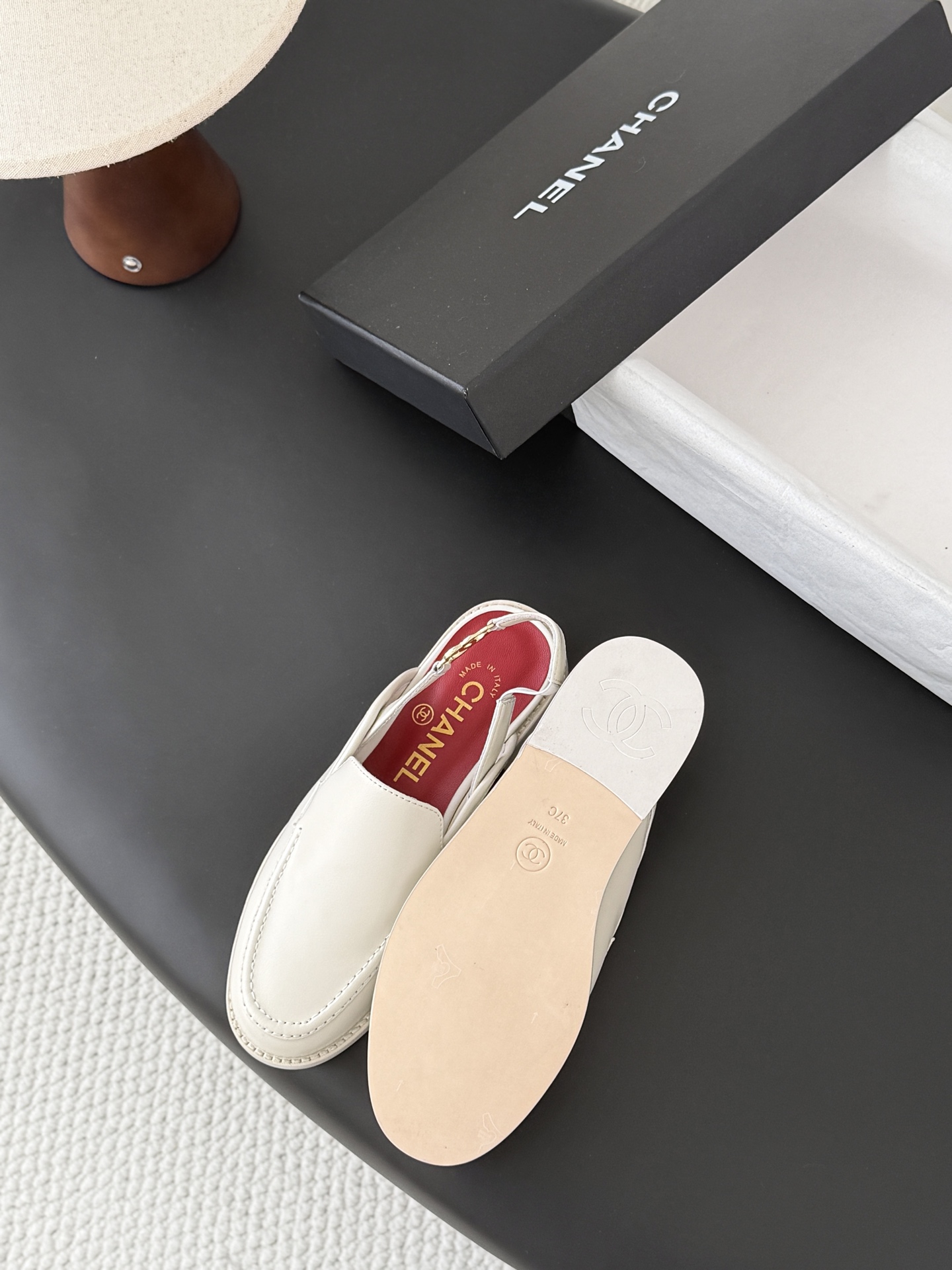 Chan 26ss slingblack loafers