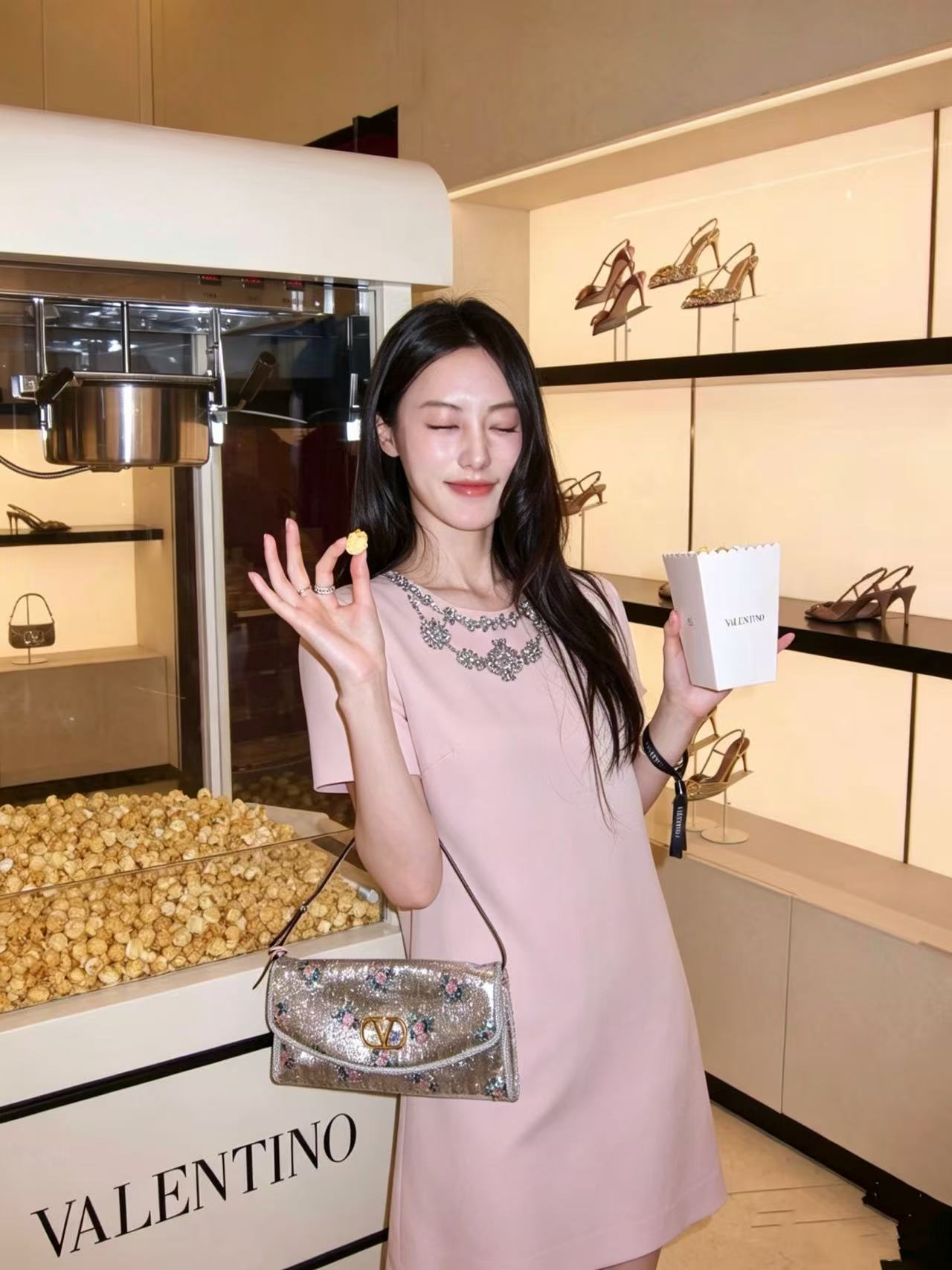Valen 26ss beading dress