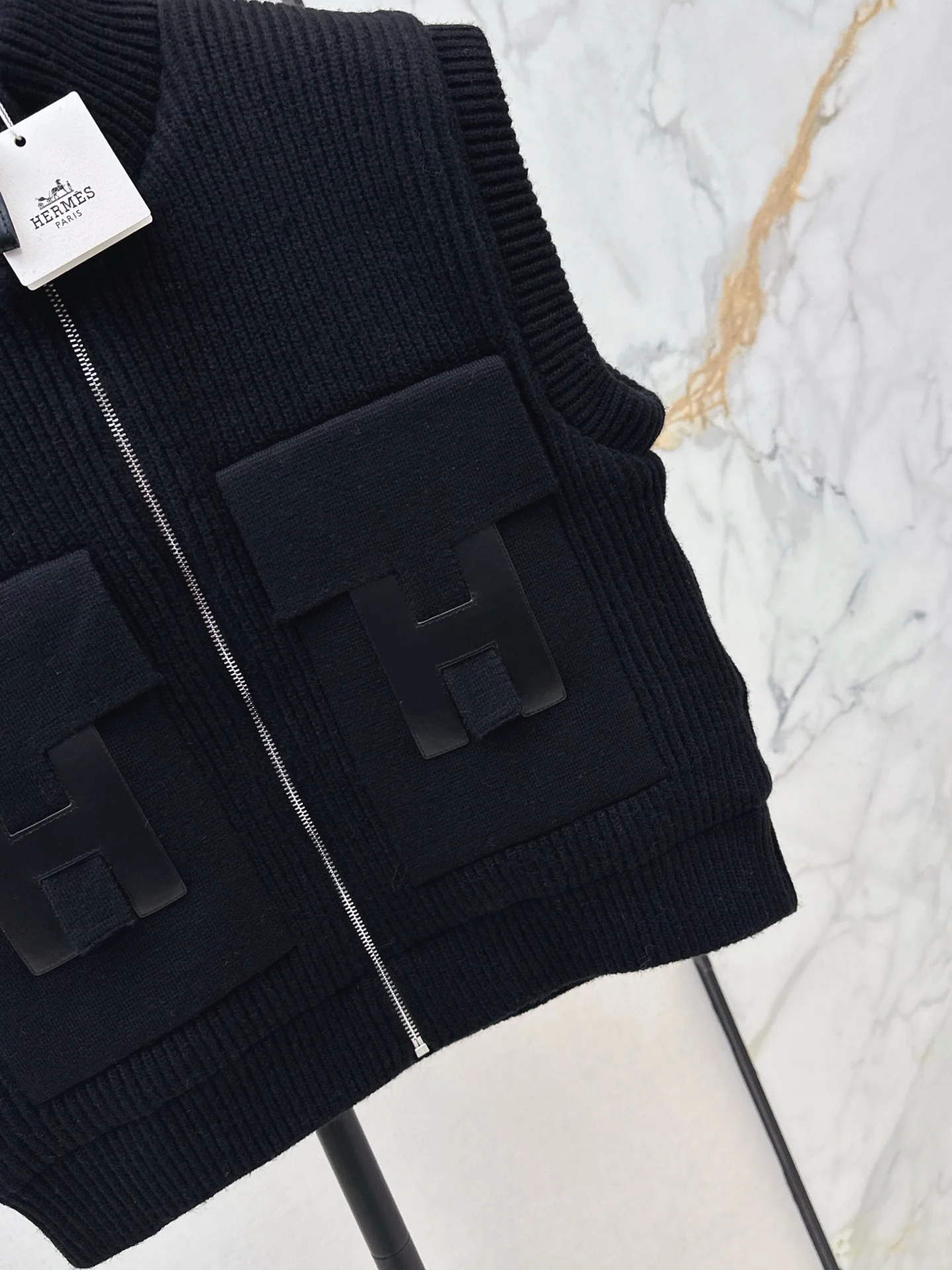 Herm 25fw knit veats