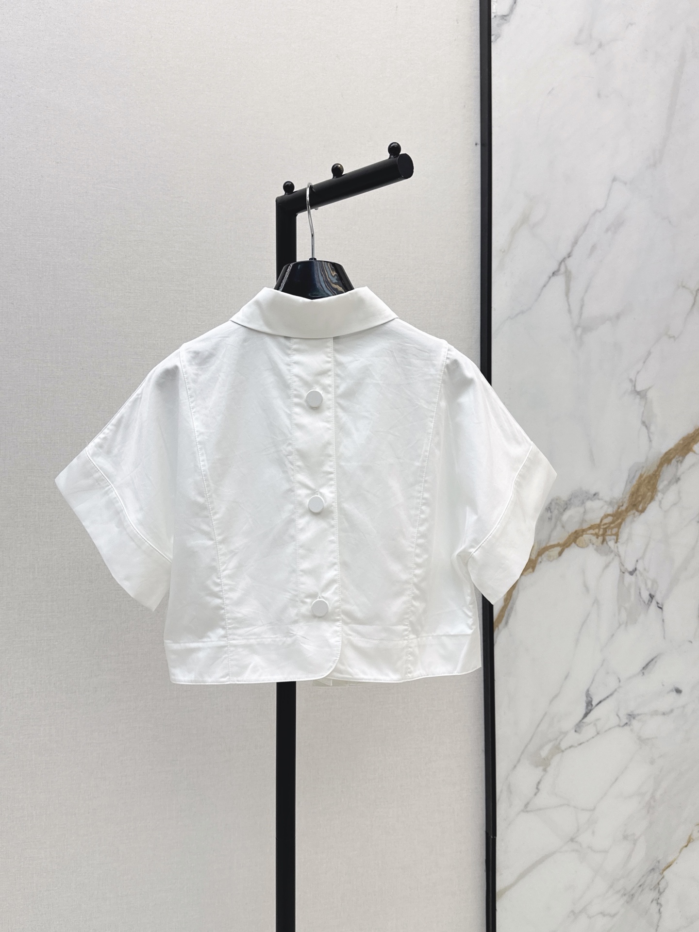 Fen 26ss cropped shirt