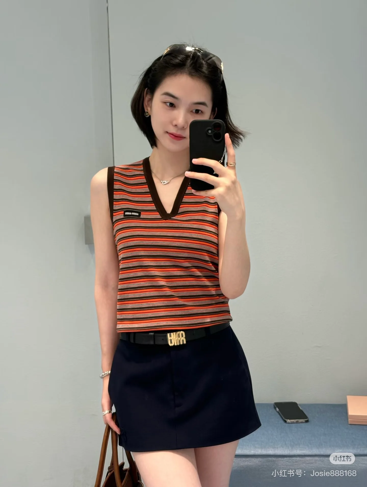 Miu 26ss stripe sleeveless knitted vest