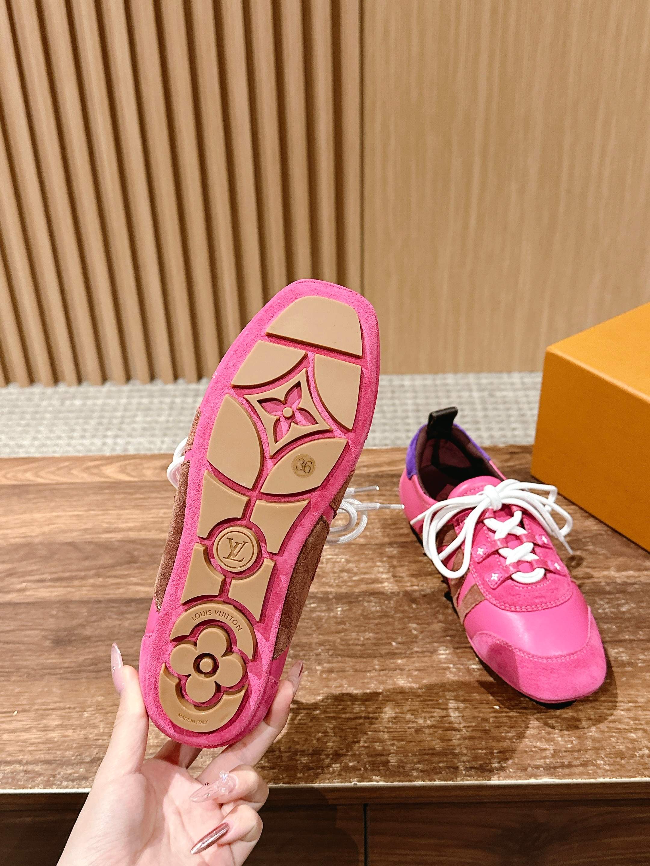 Loui 25fw sneaker