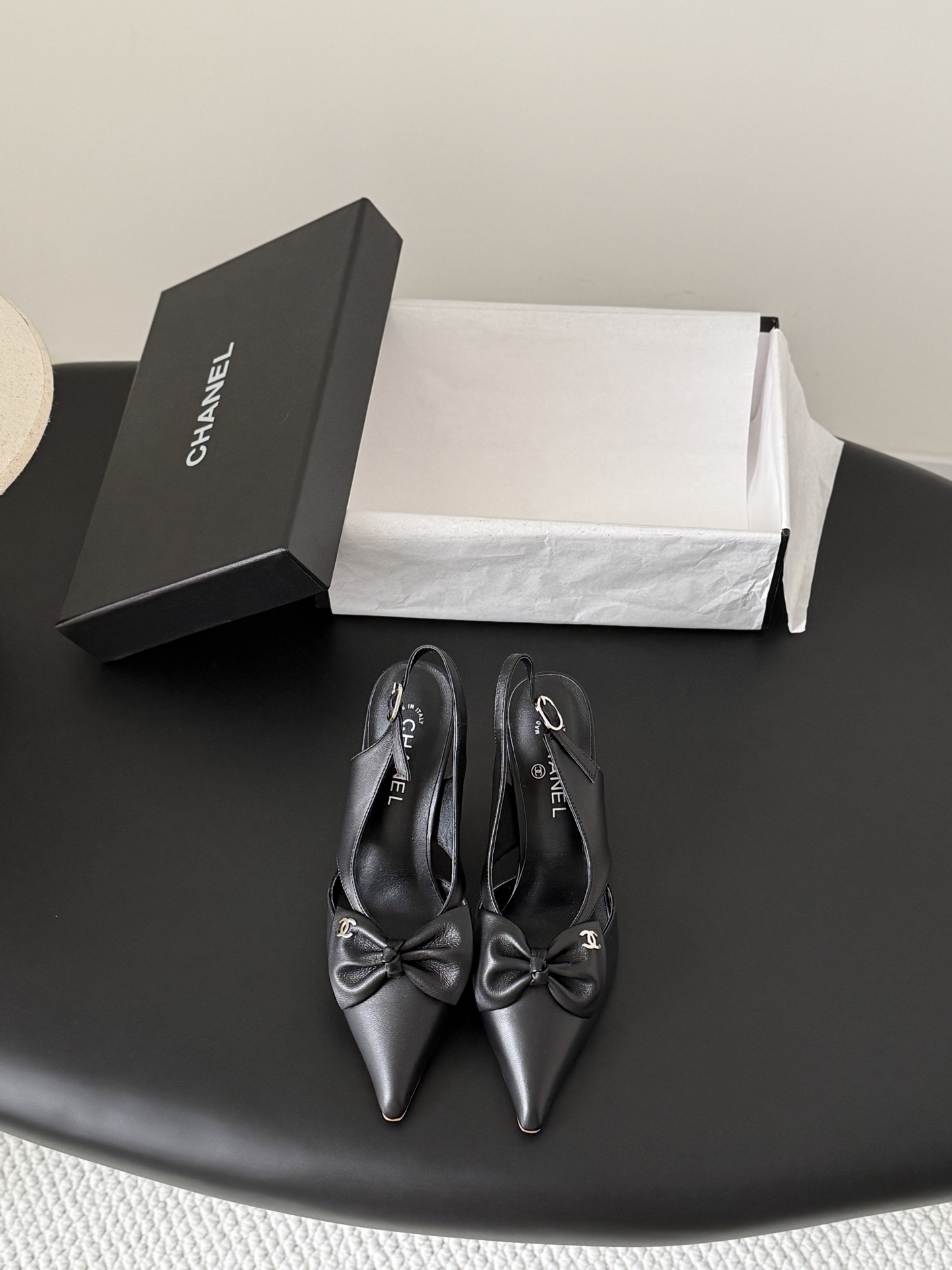 Chan 26ss bow slingback heel