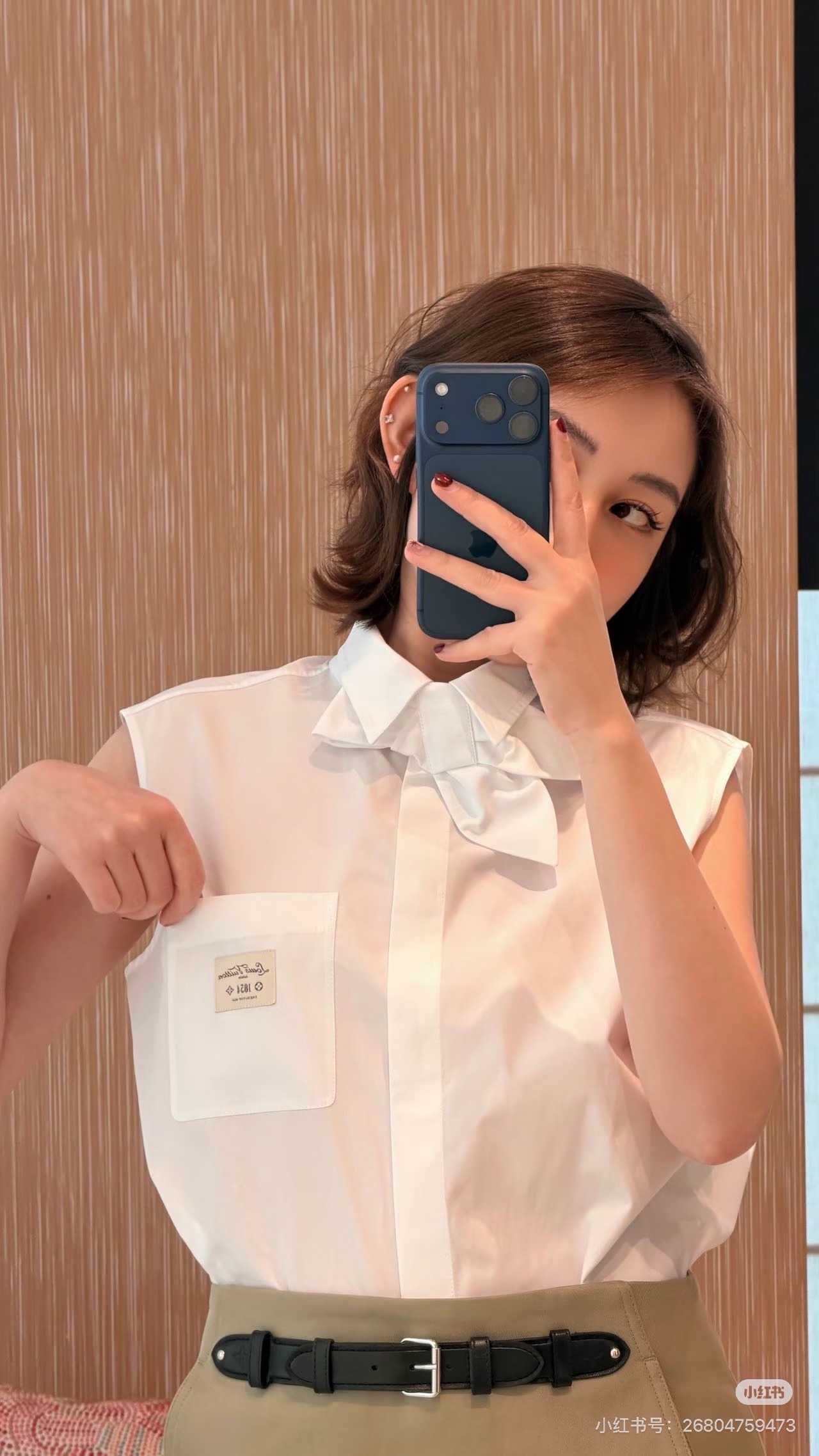 Loui 26ss sleeveless bow shirt