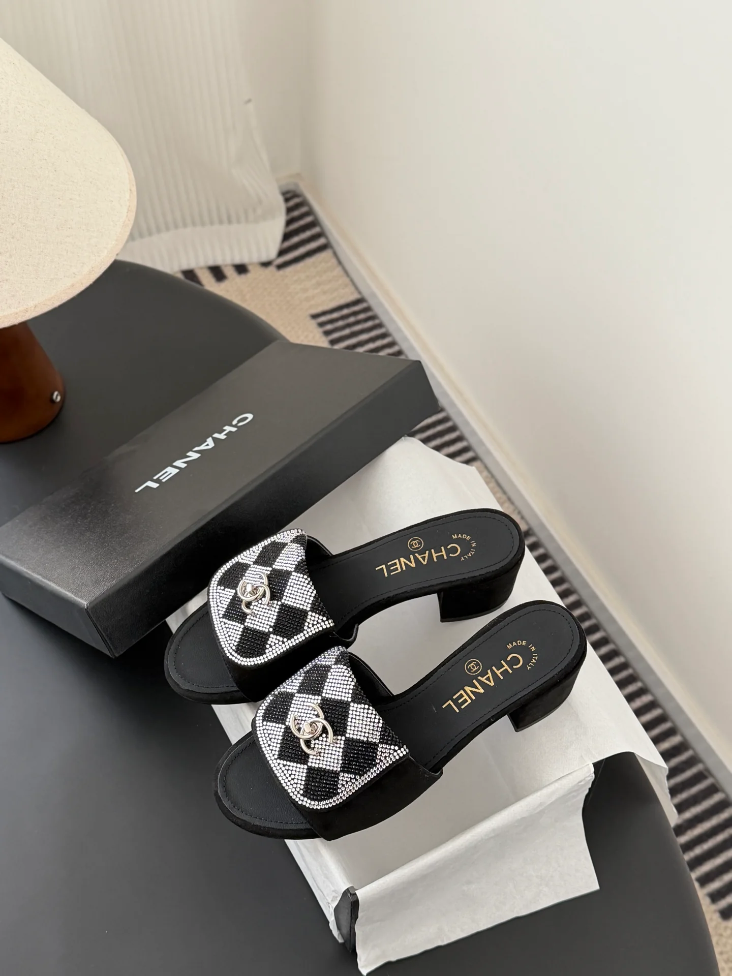 Chan 26ss rhinestone-embellished chunky sandals