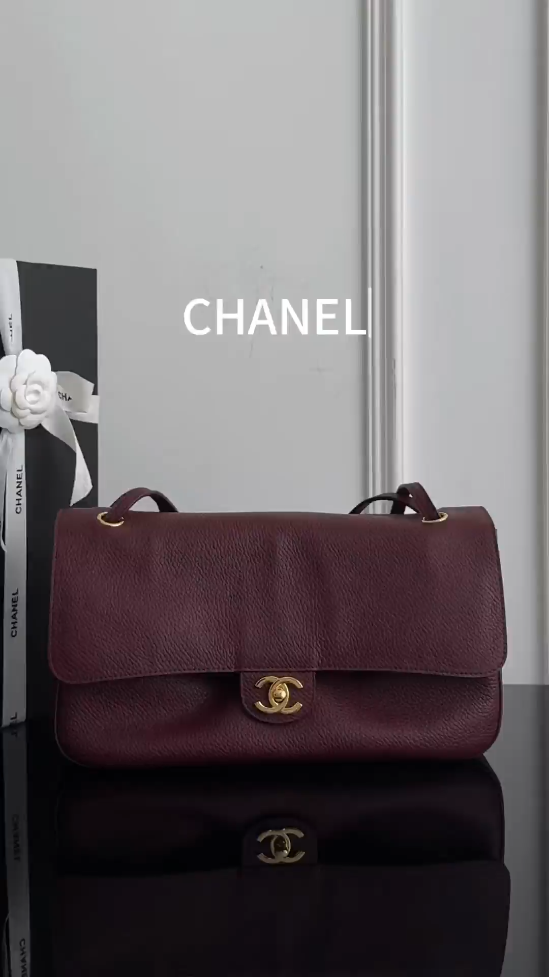 Chan 26S maxi flap bag