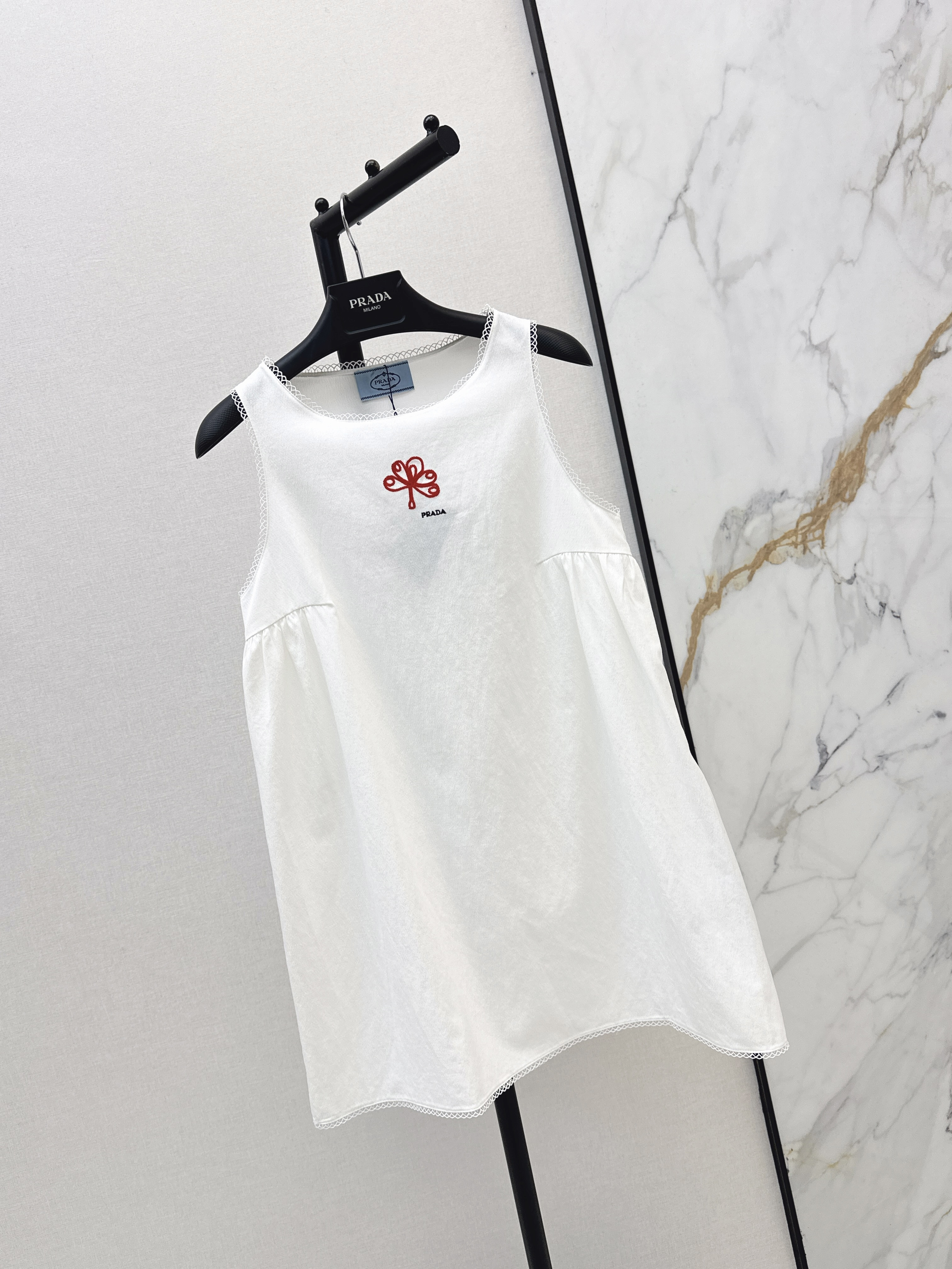 Pra 26ss embroidery sleeveless dress