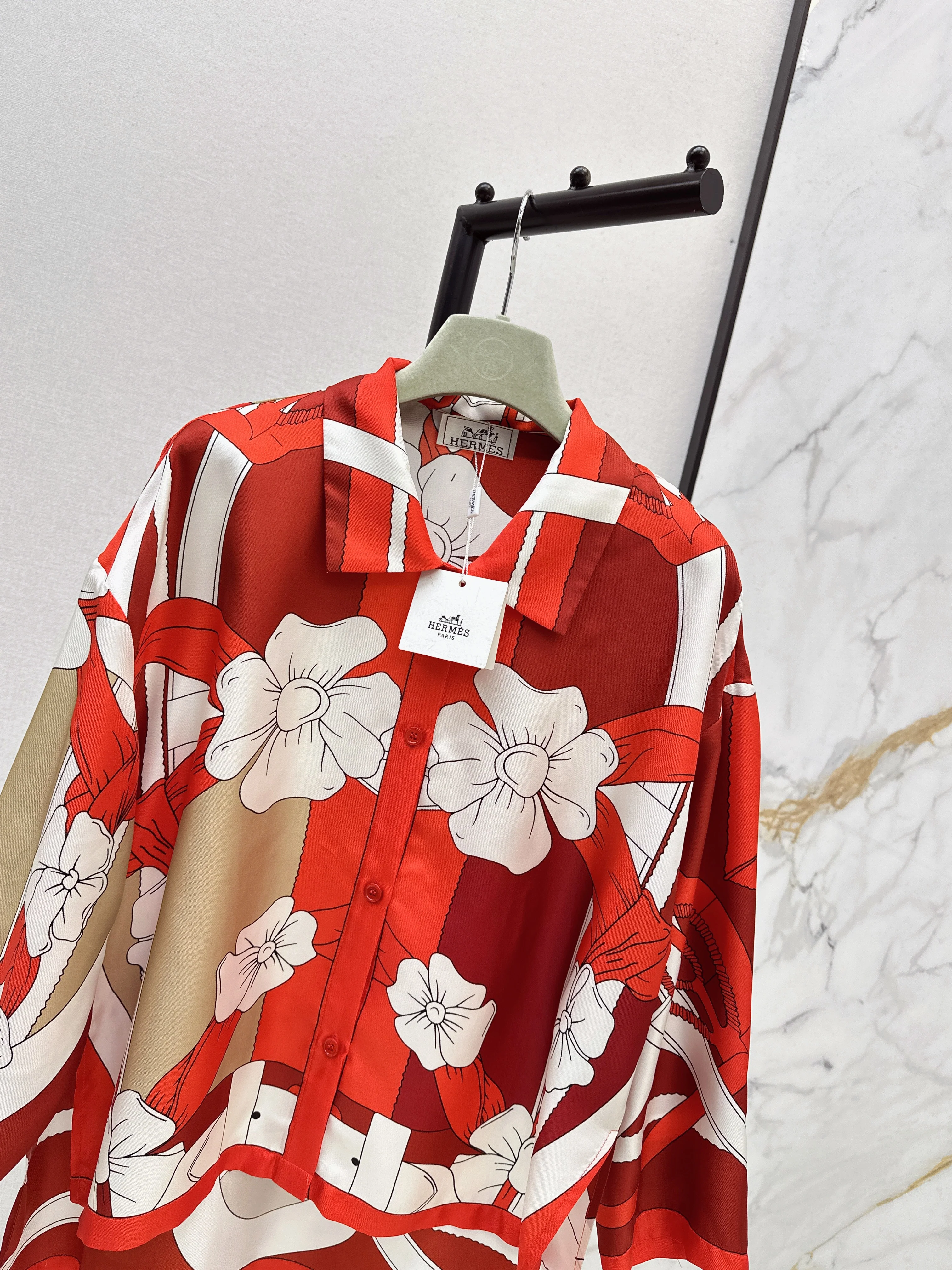 Herm 26ss floral print shirts