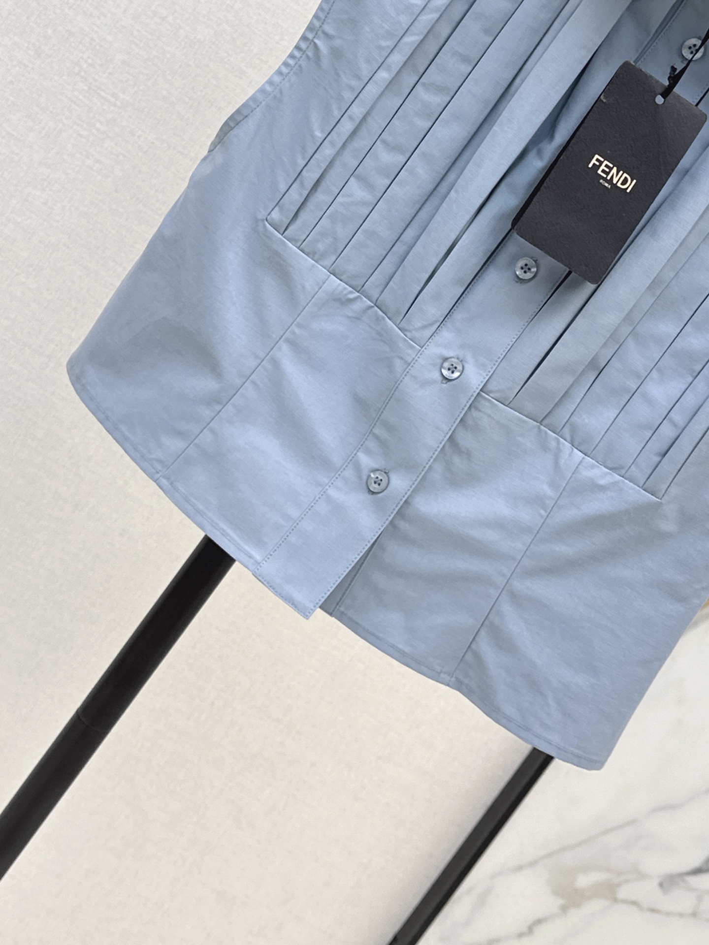 Fen 26ss sleeveless shirt