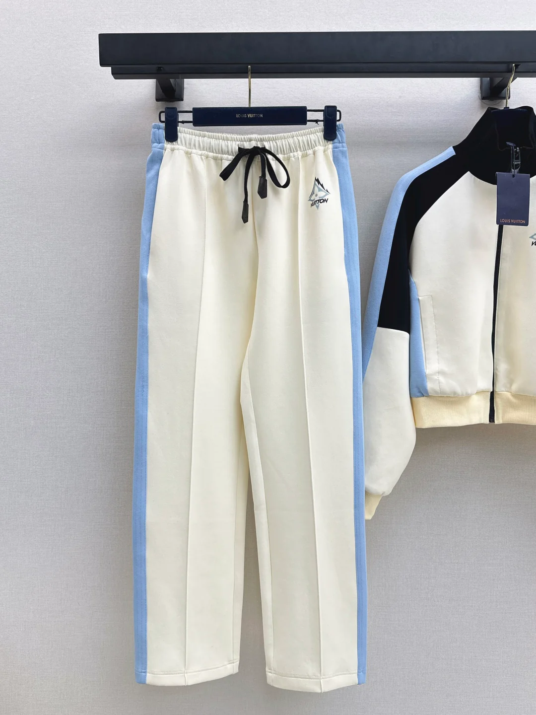 Loui 25fw jacket pant set