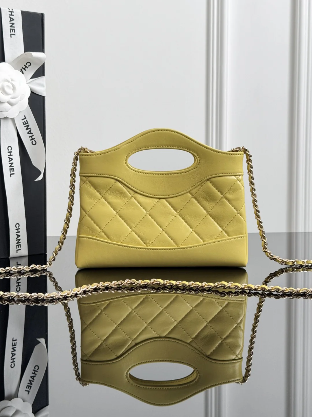 Chan 31bag nano shoulder bags