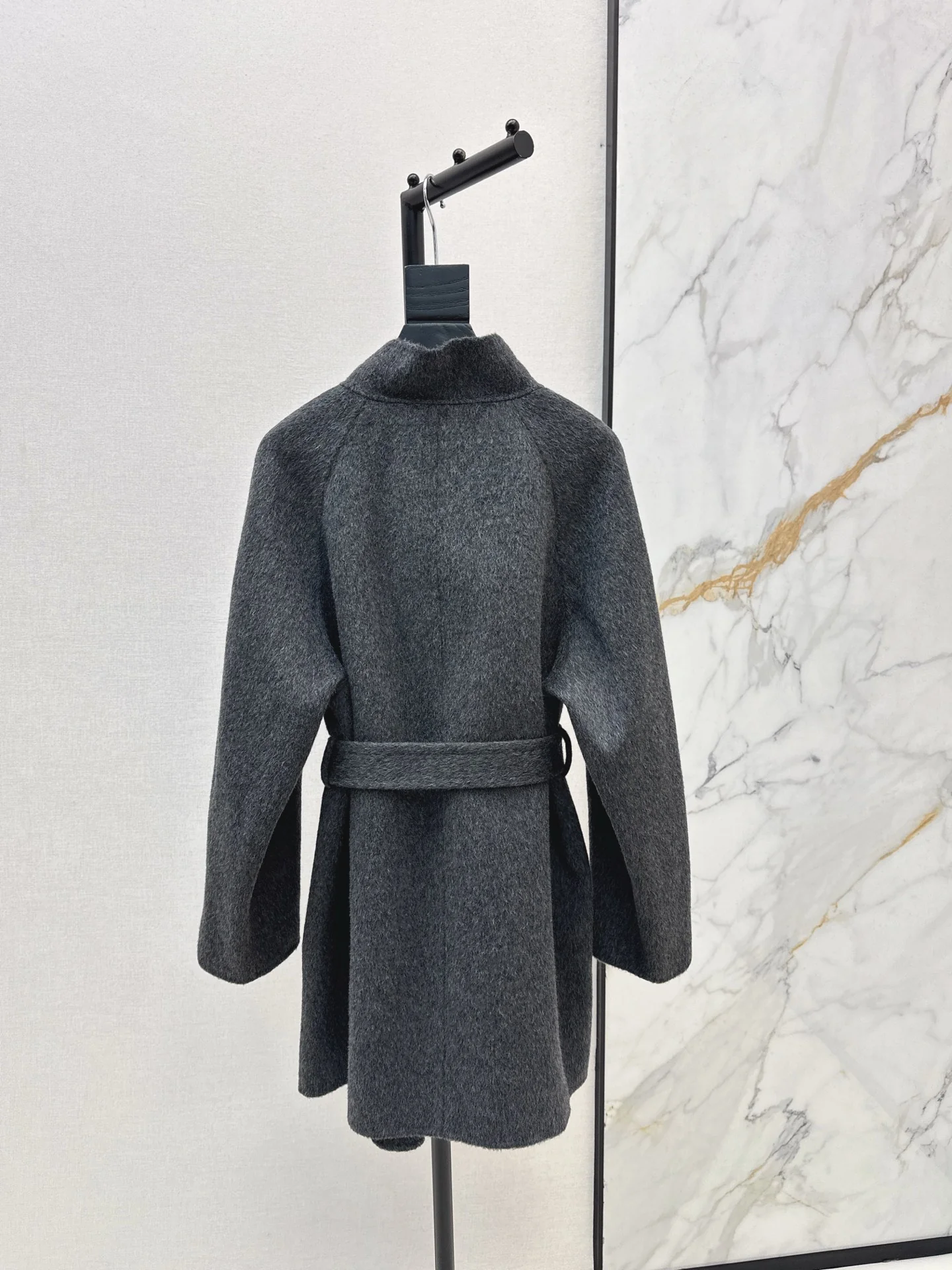Her 25fw woolen belted overcoats