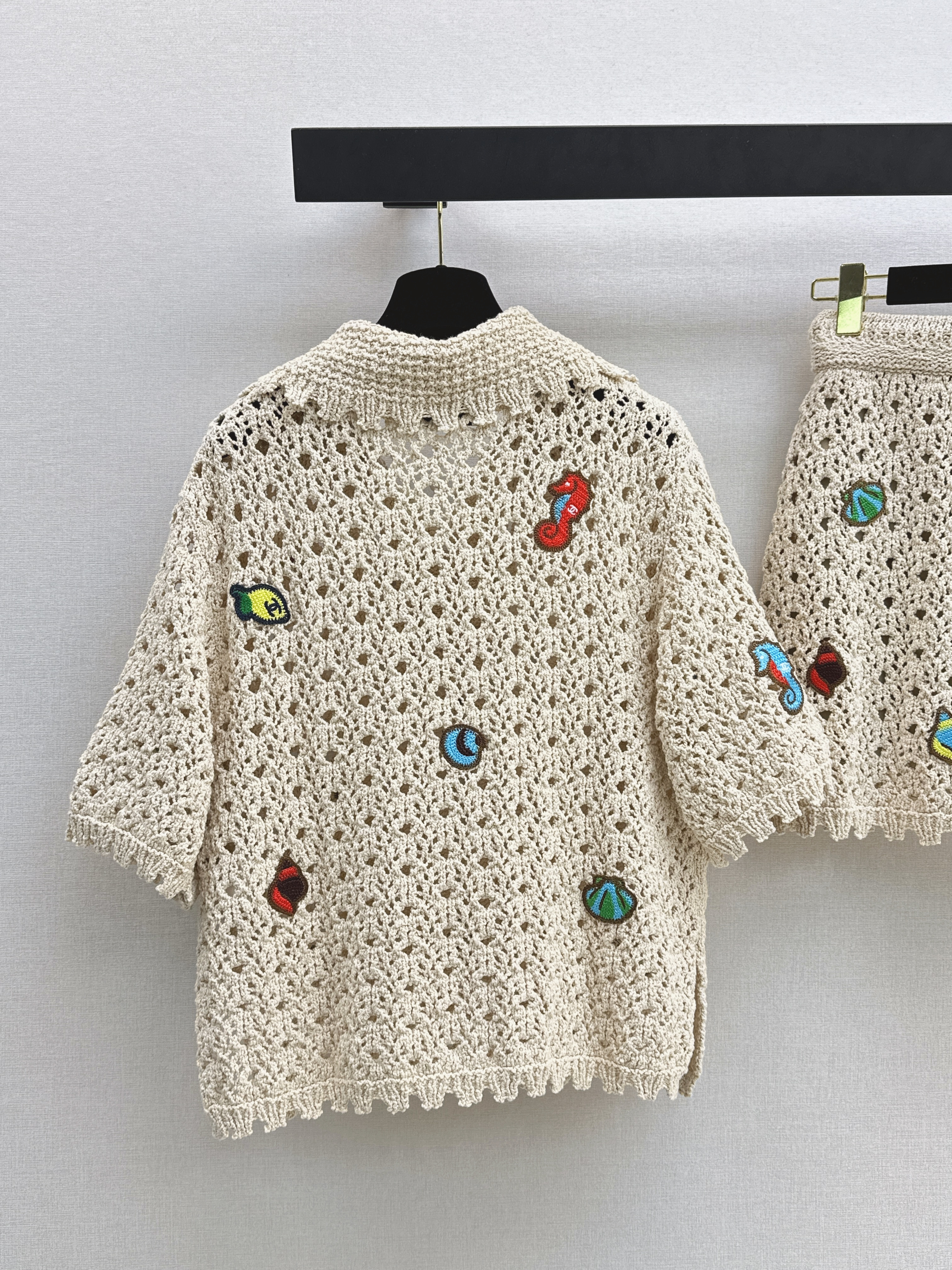 Chan 26ss beach embroidery top