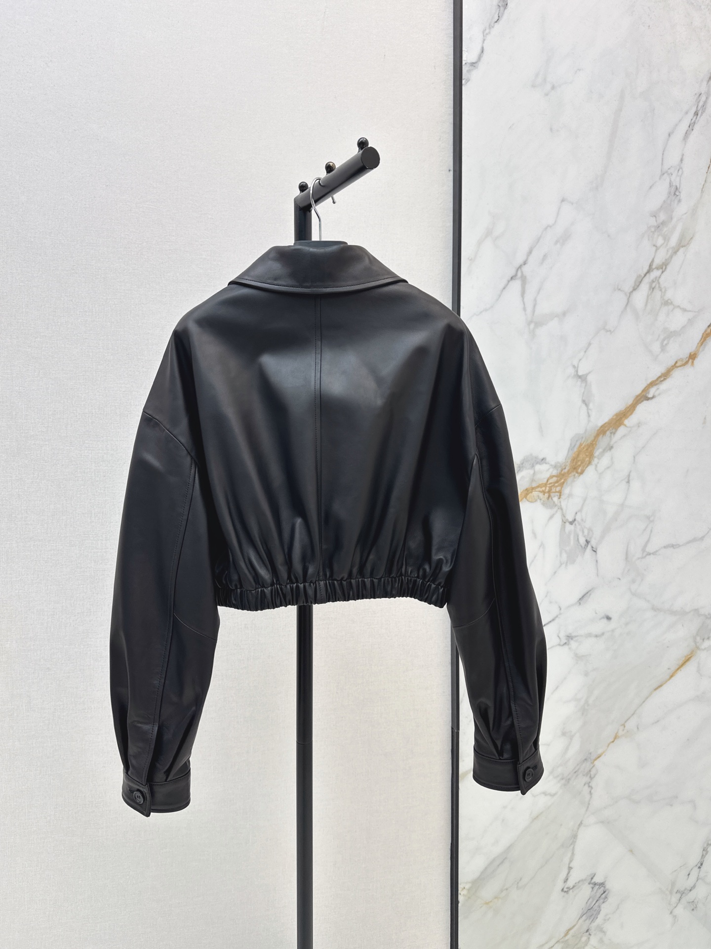 Pra 26ss sheepskin cropped jacket