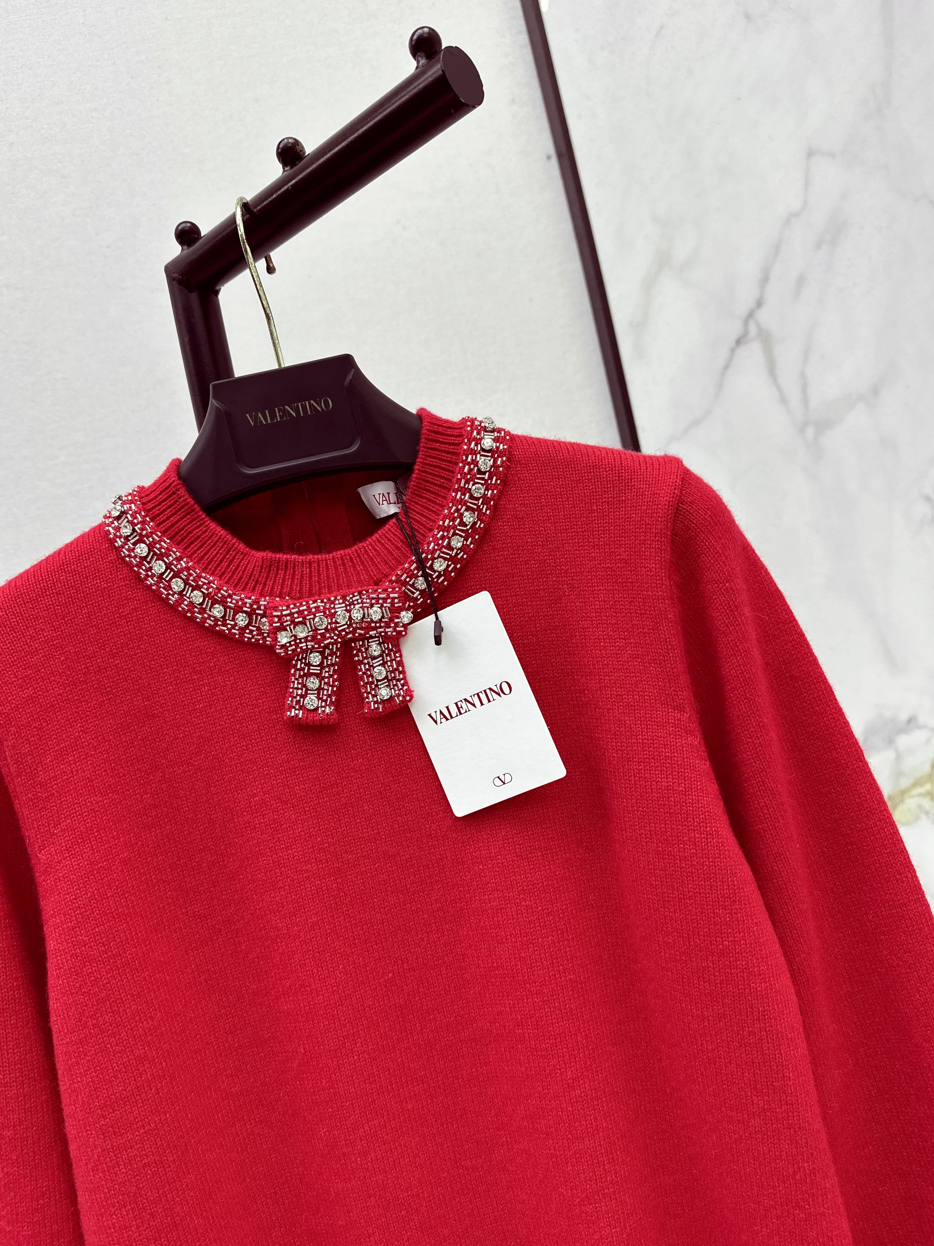 Valen 26ss bow rhinestone sweater