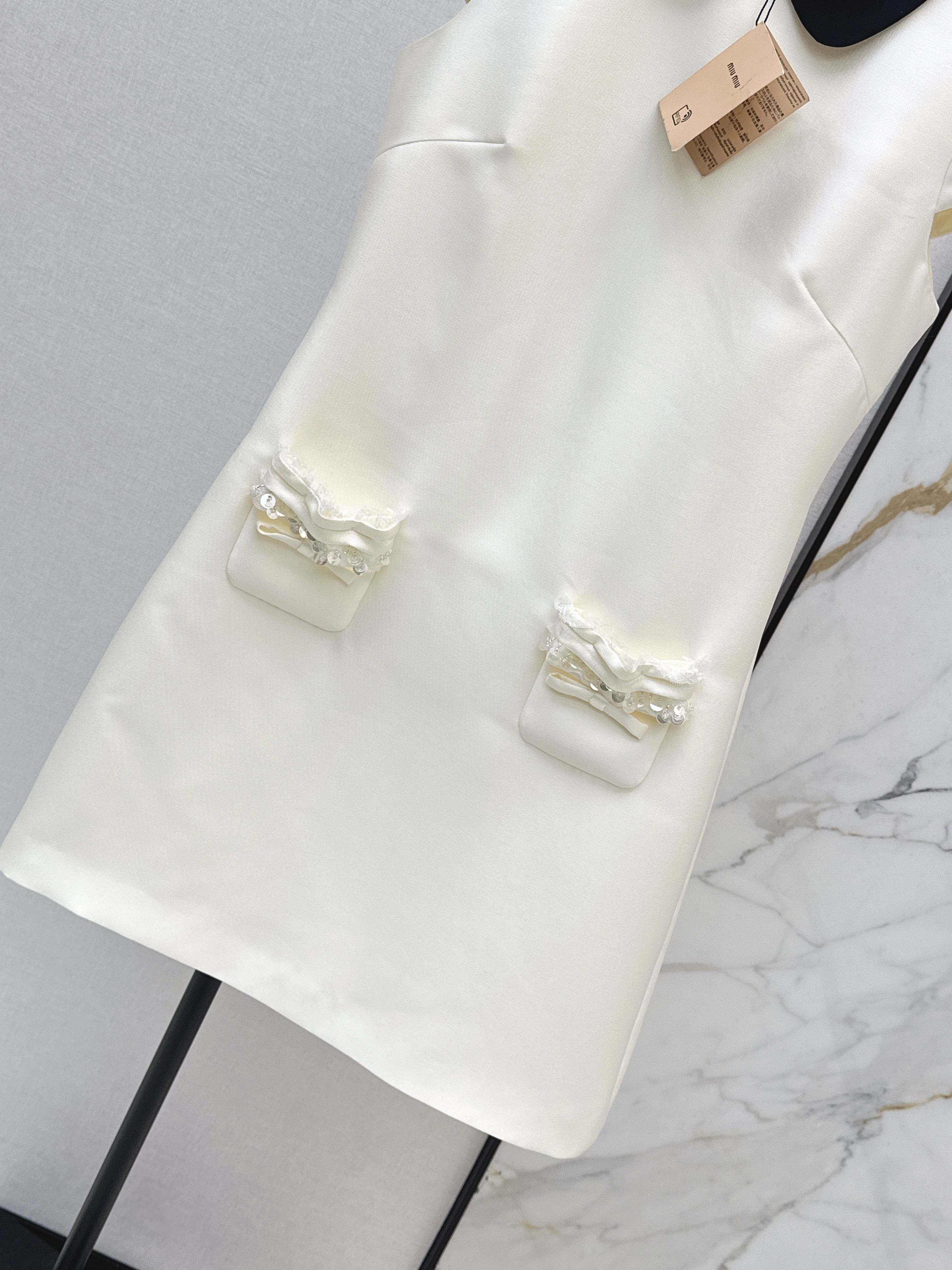 Miu 26ss puff sleeve dress