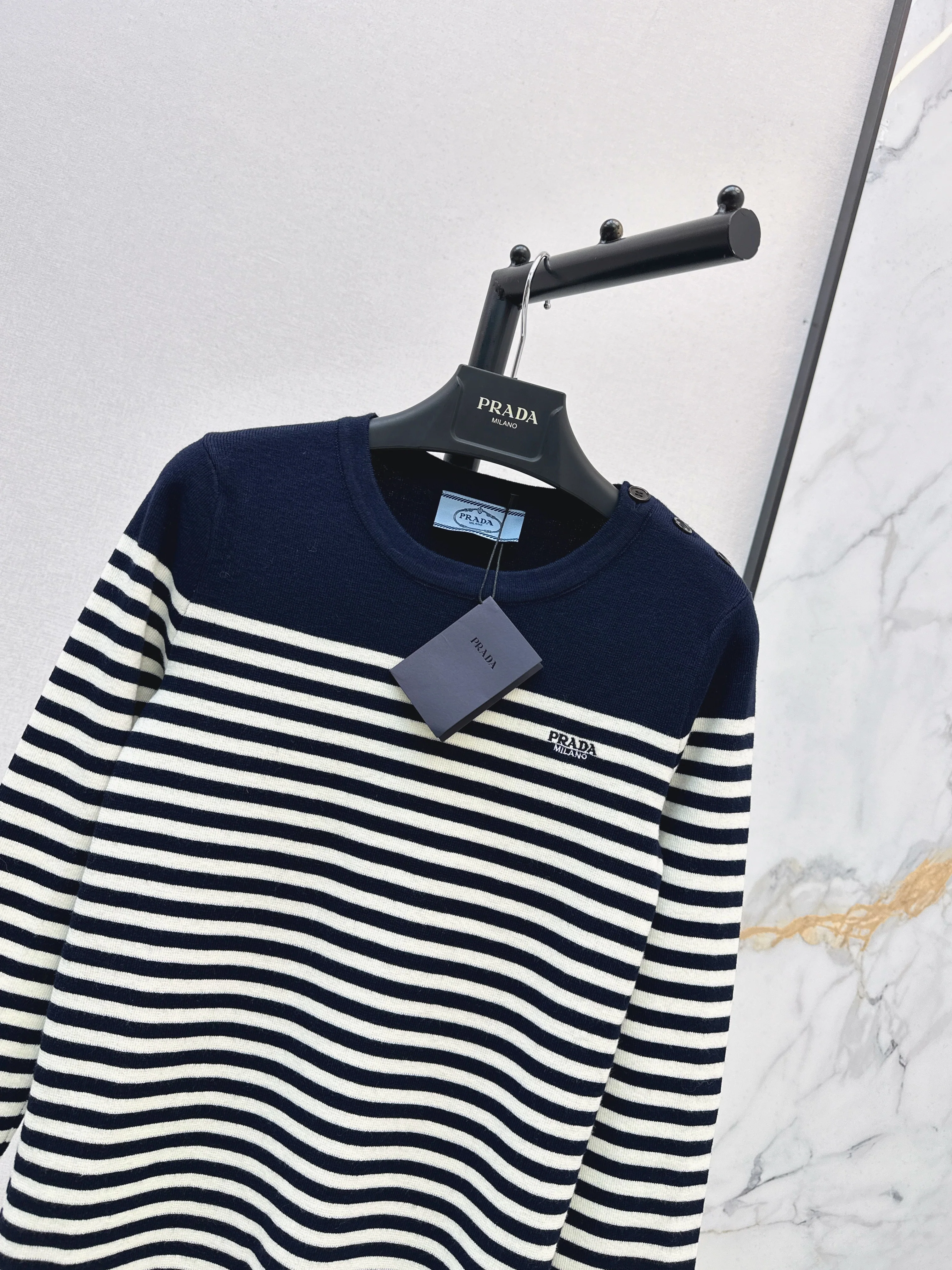 Prad 26ss stripe knitwear
