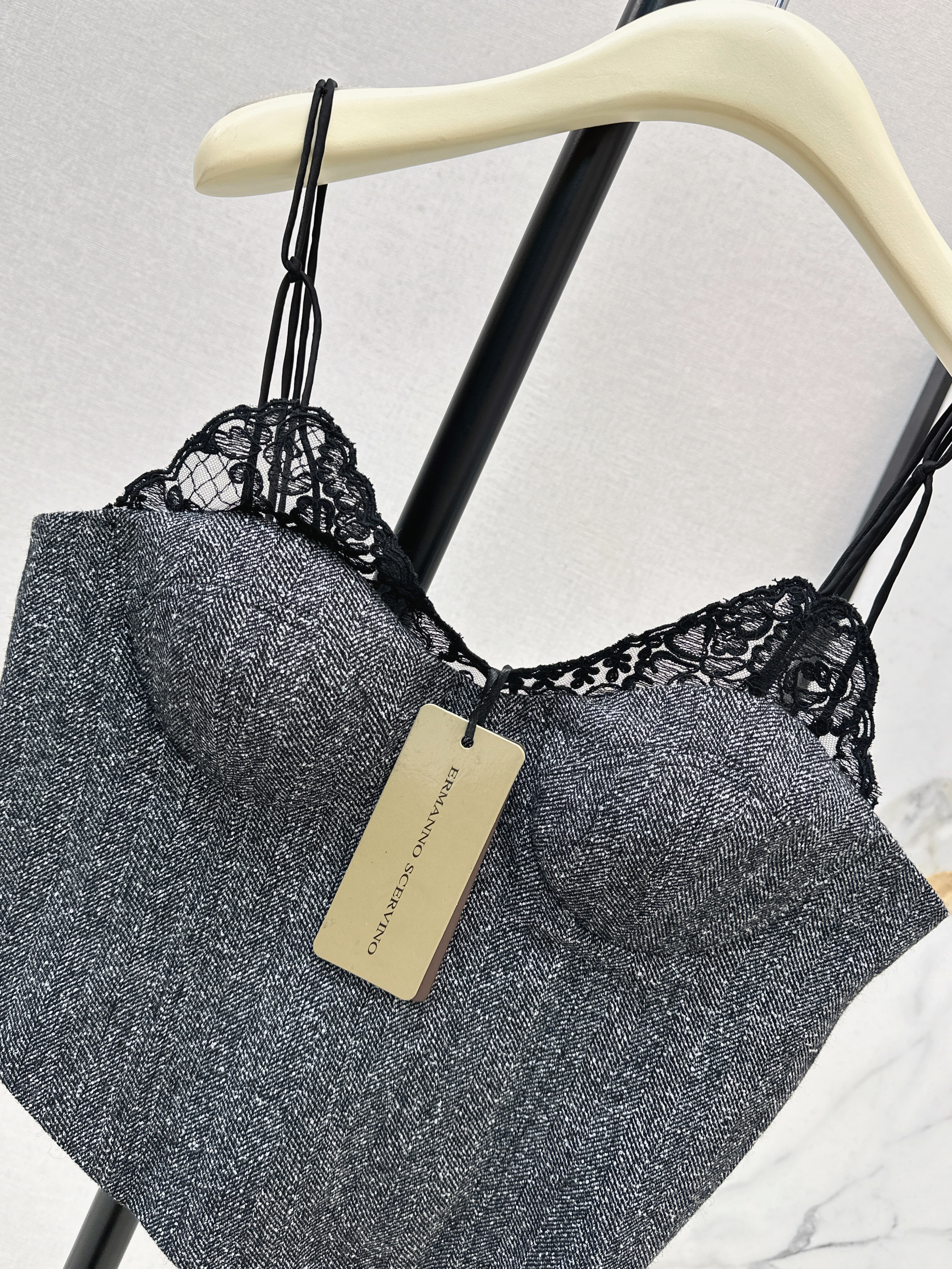 ES 26ss lace tube top