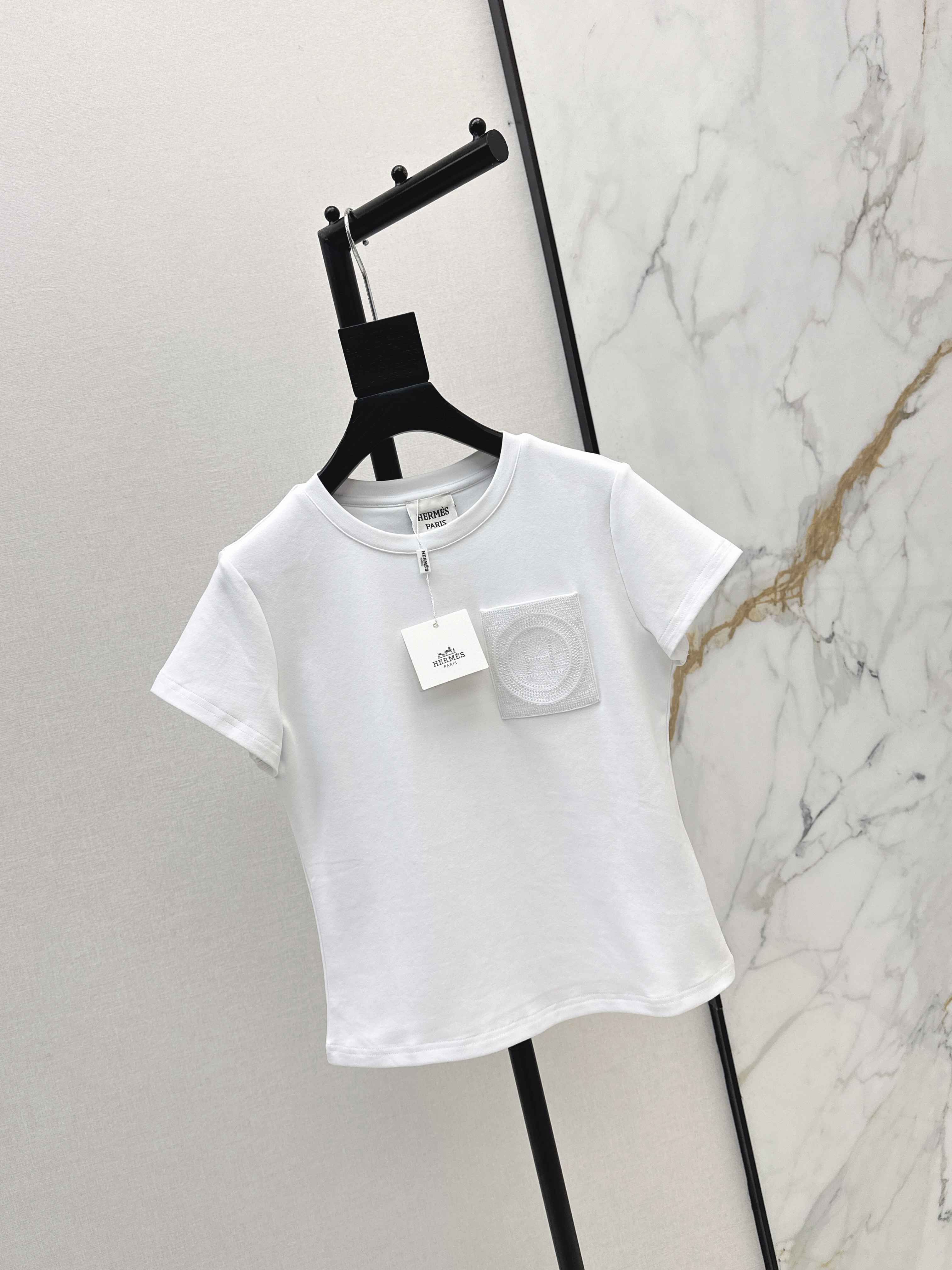 Her 26ss t-shirt