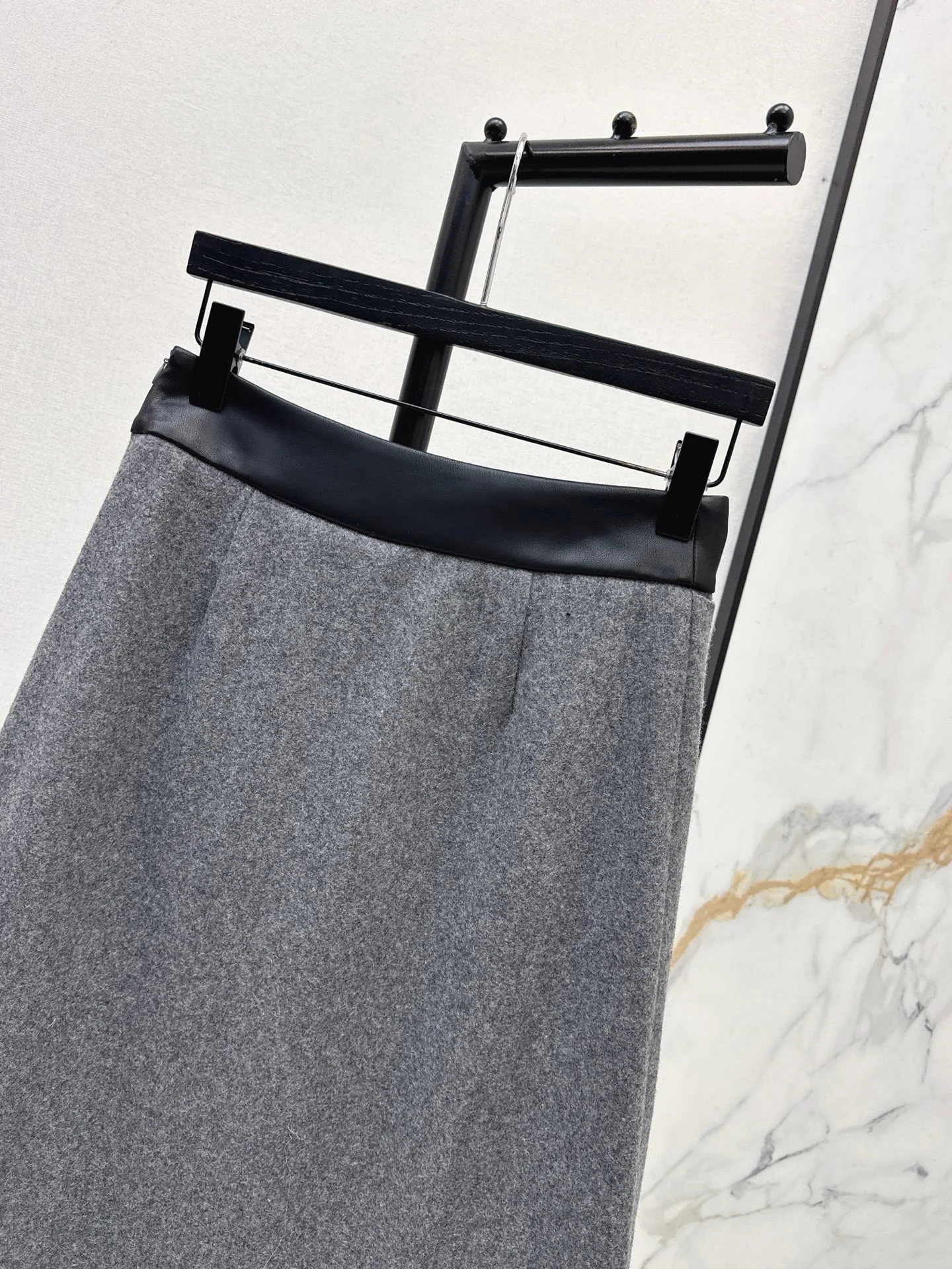 Herm 26ss contract pu skirts