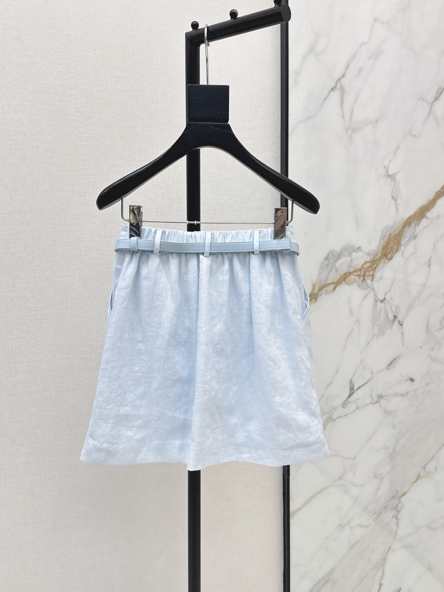 Her 26ss belted skirt