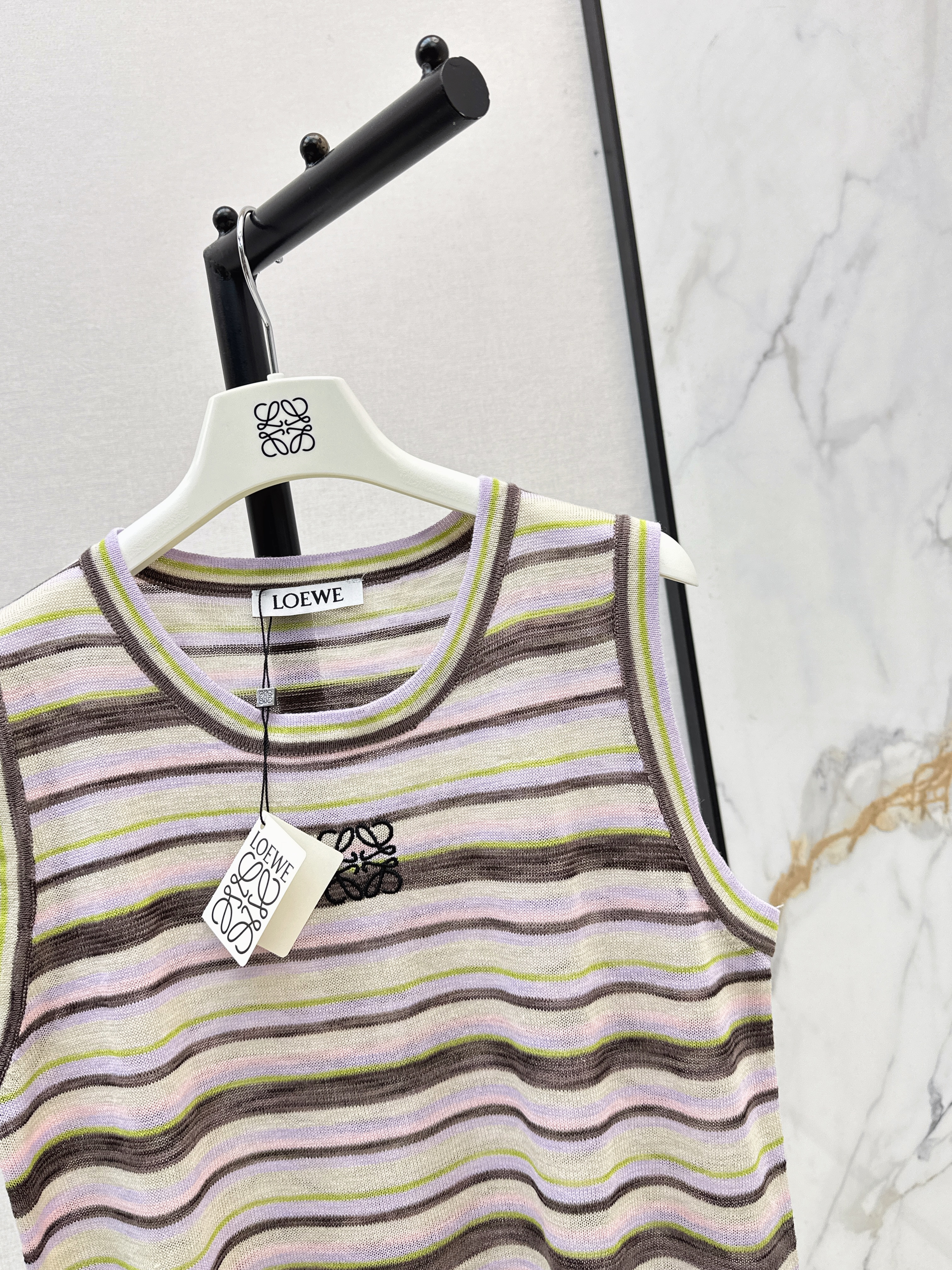 Loe 26ss stripe vest