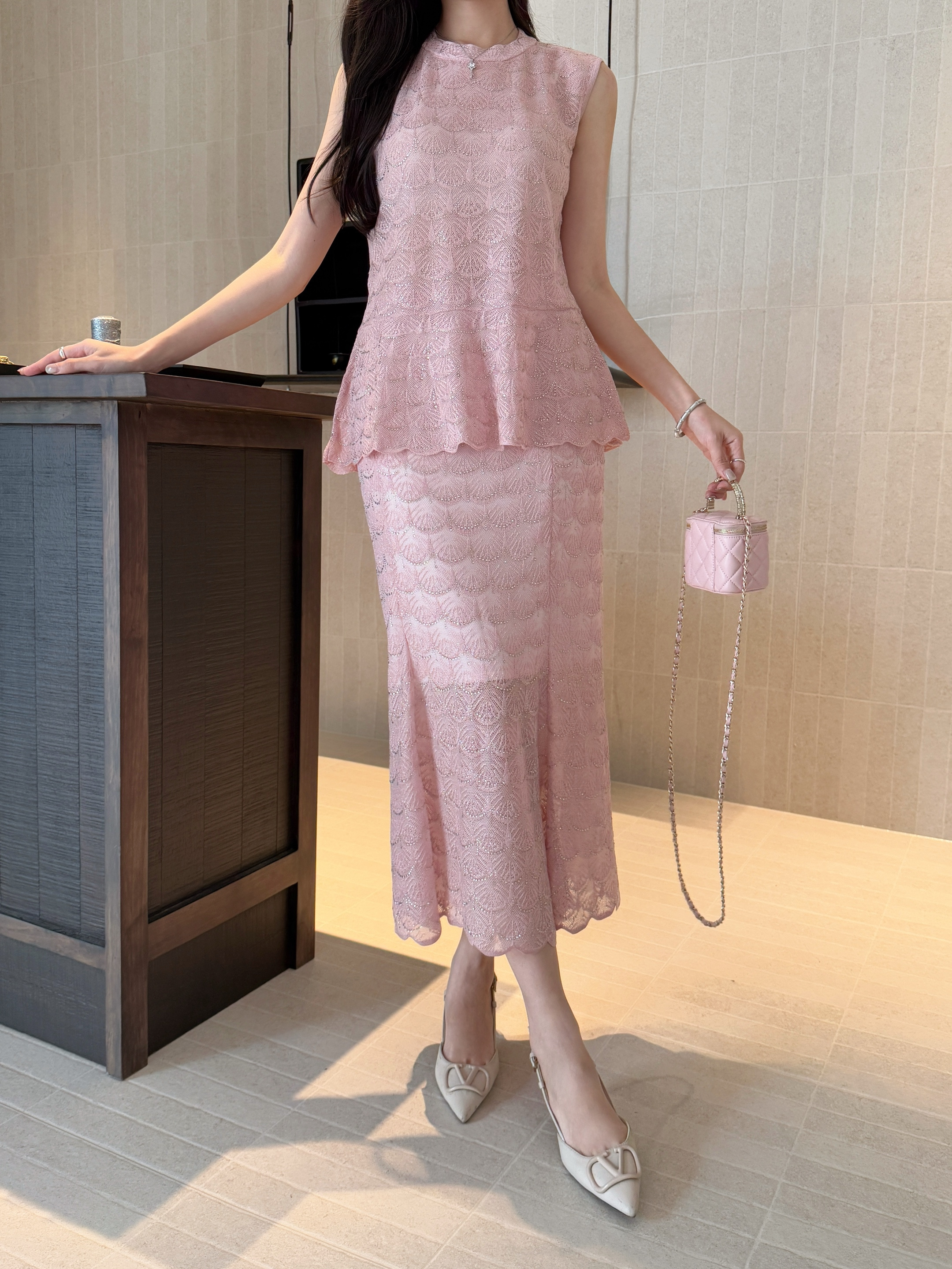 Chan 26ss rhinestone knitwear skirt set