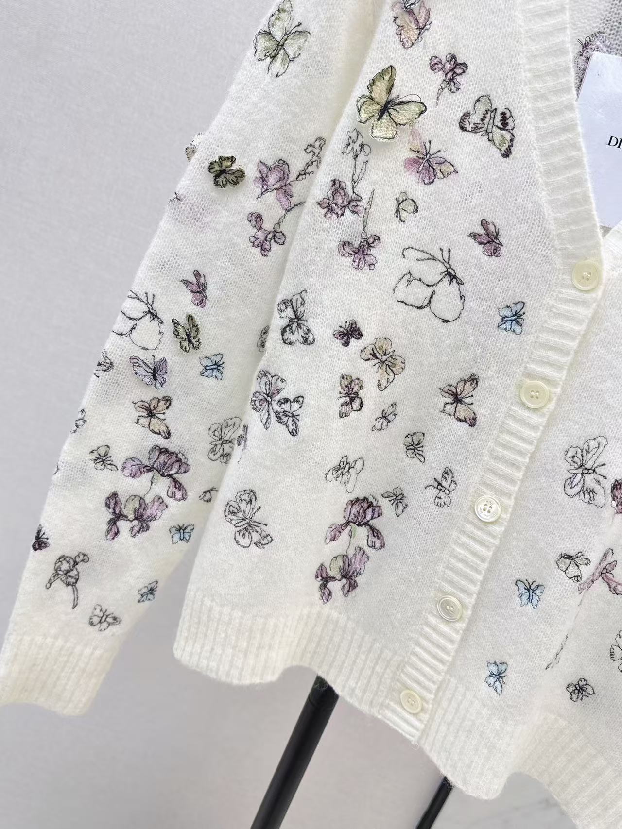 CD 26ss embroider knit cardigan