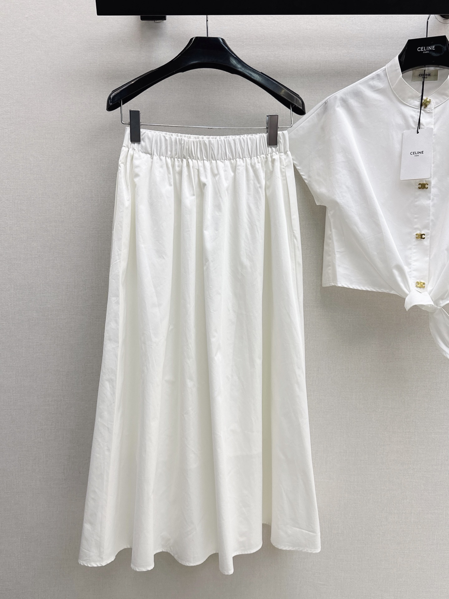Celi 26ss cropped shirt skirt set