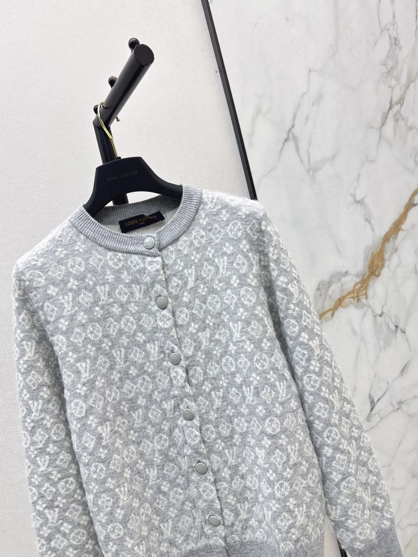 Loui 25fw jacquard cardigan