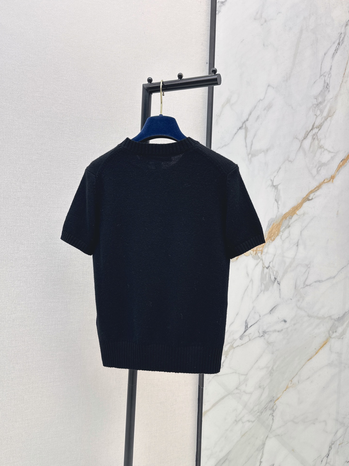 Loui 26ss embroidery knit sweater
