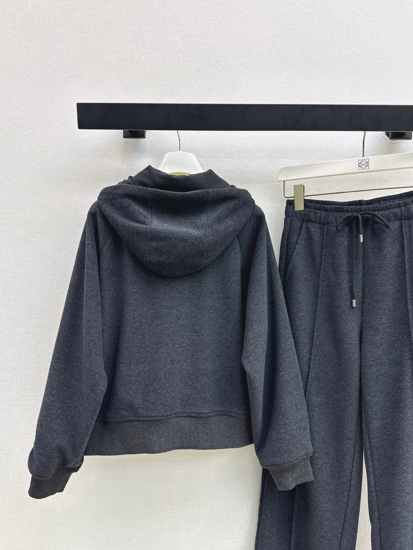 Loe 26ss outfit sets hooded jacket +pant