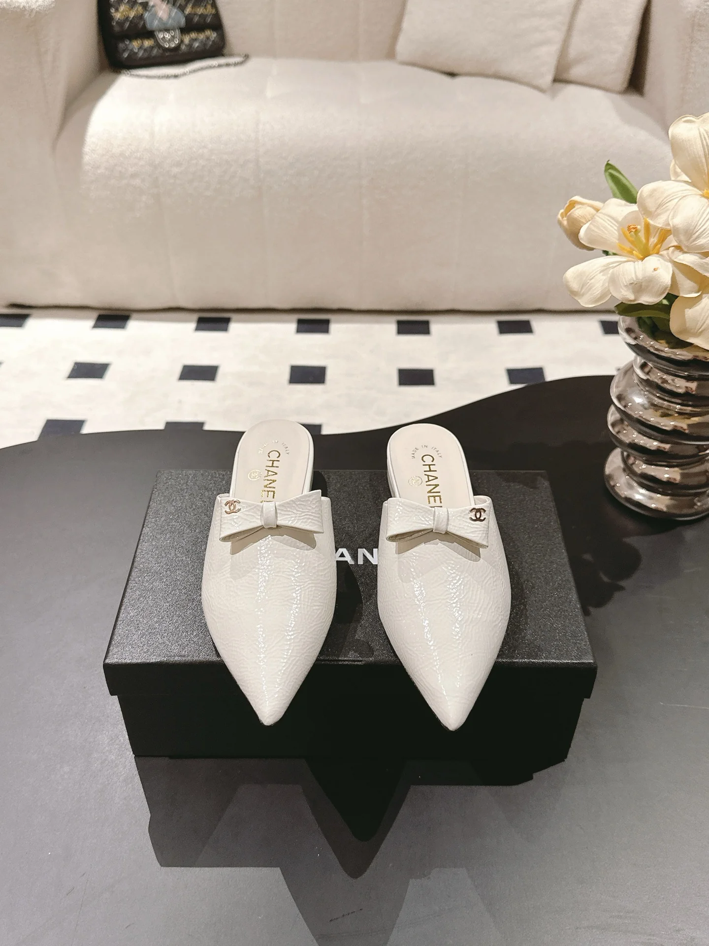 Chan 25fw mules