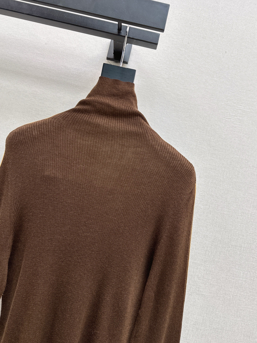 Brun 25fw turtleneck base layer
