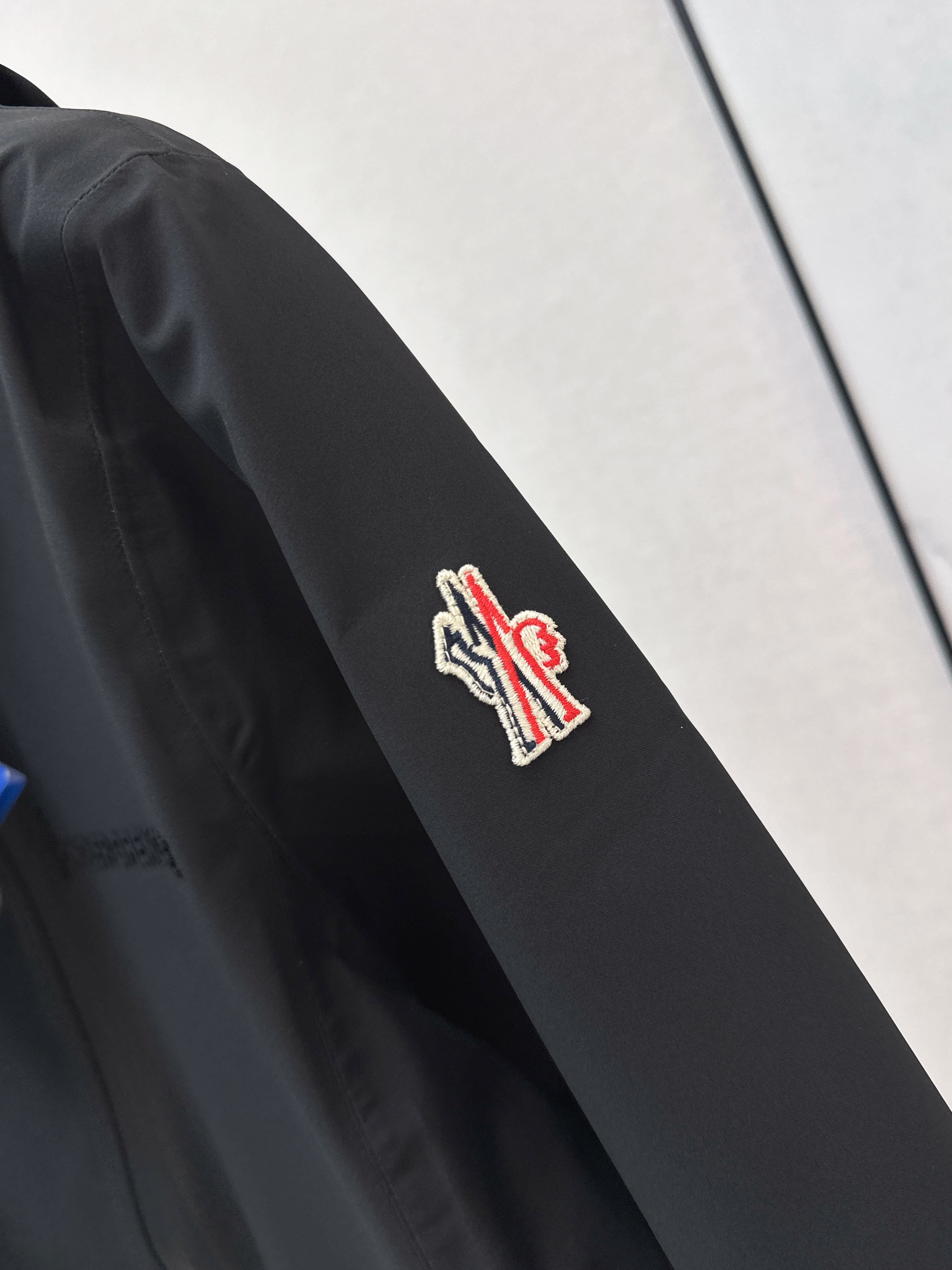 Monc 26ss windbreaker