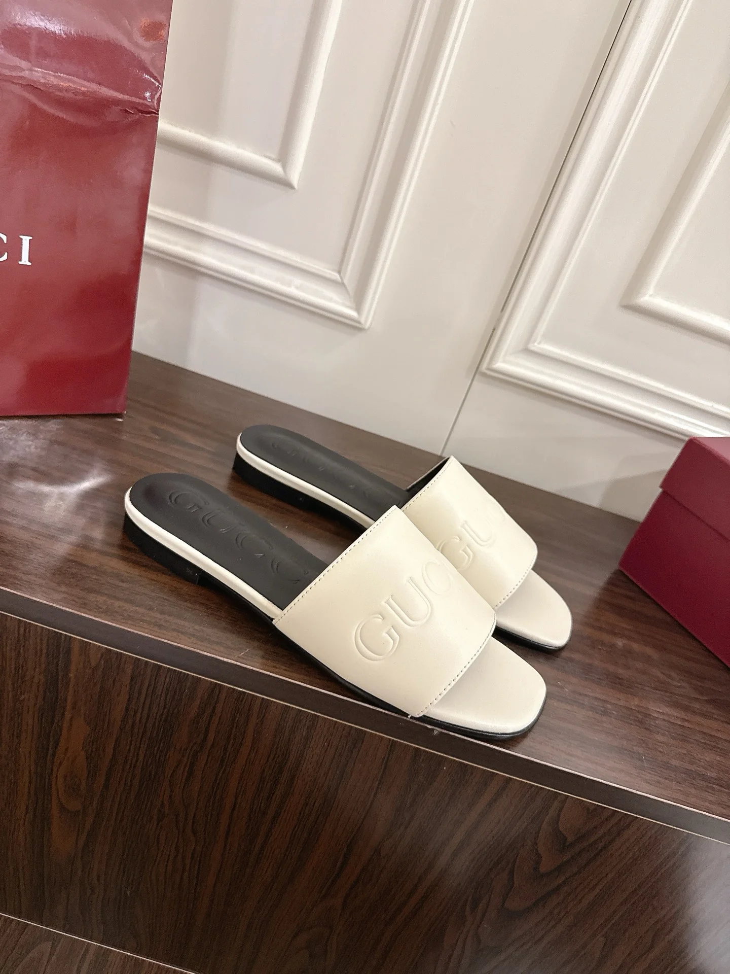 Guc 25fw slides