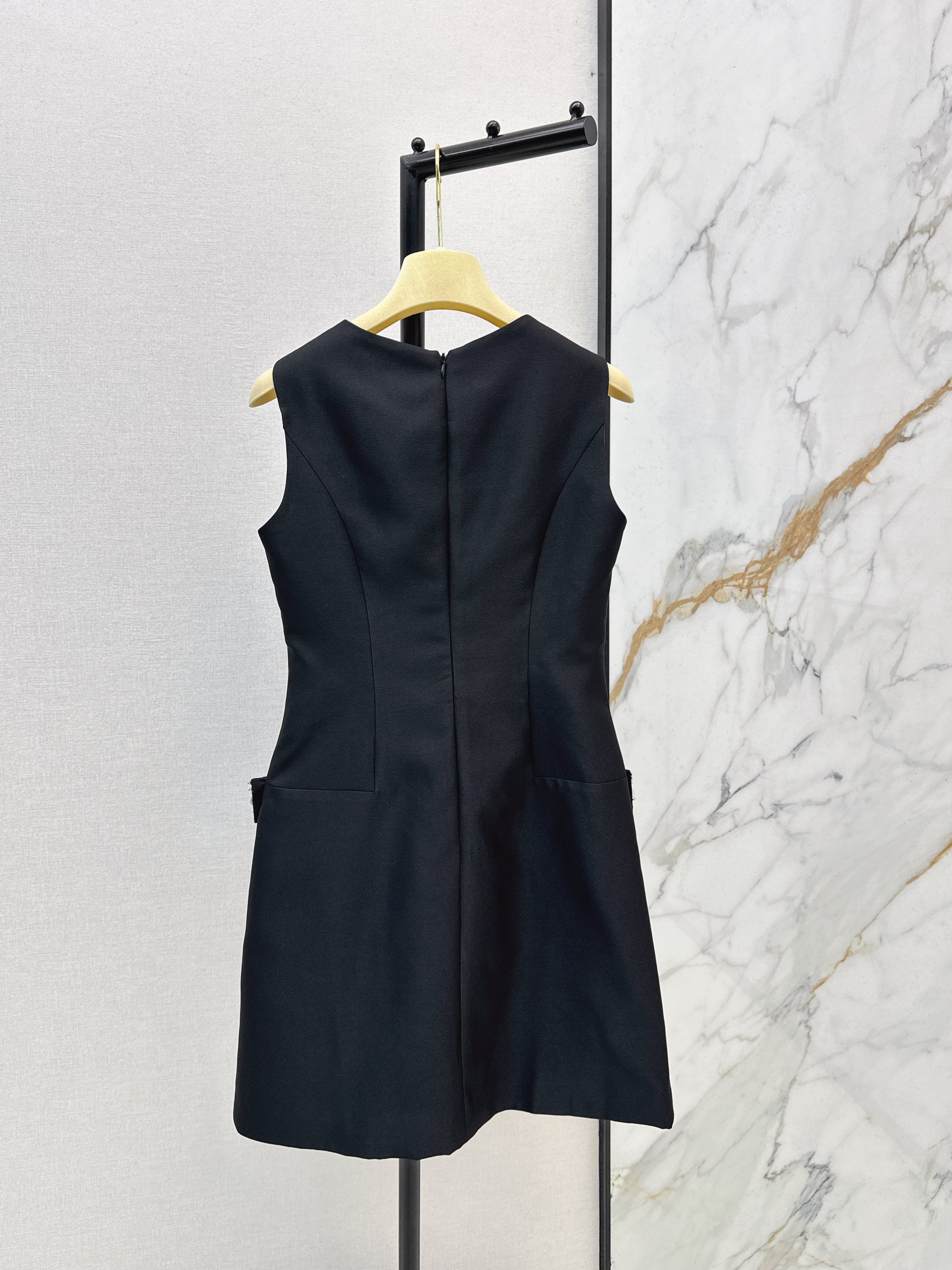 Miu 26ss rhinestone sleeveless dress