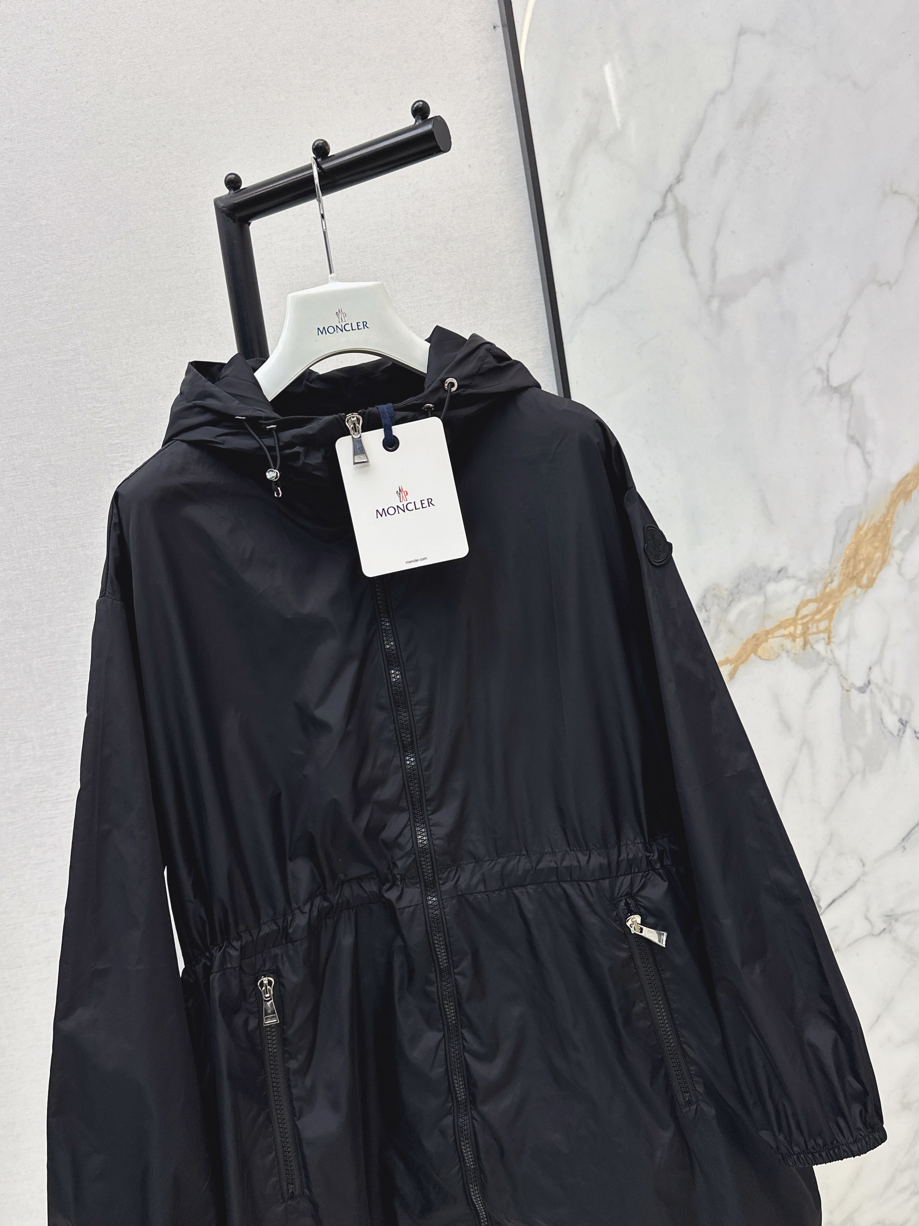 Monc 26ss trench coats