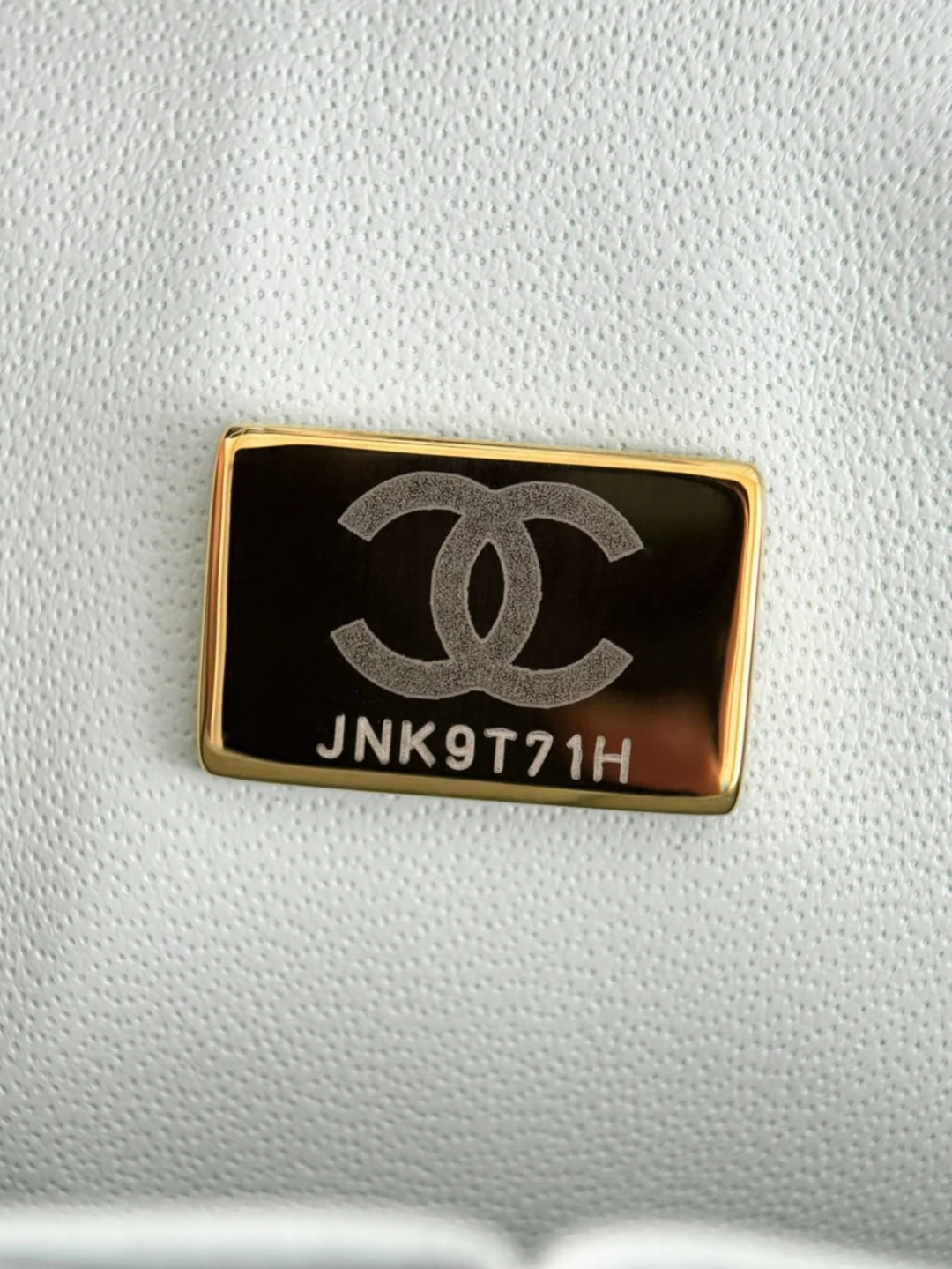 Chan cf23 chain shoulder bag