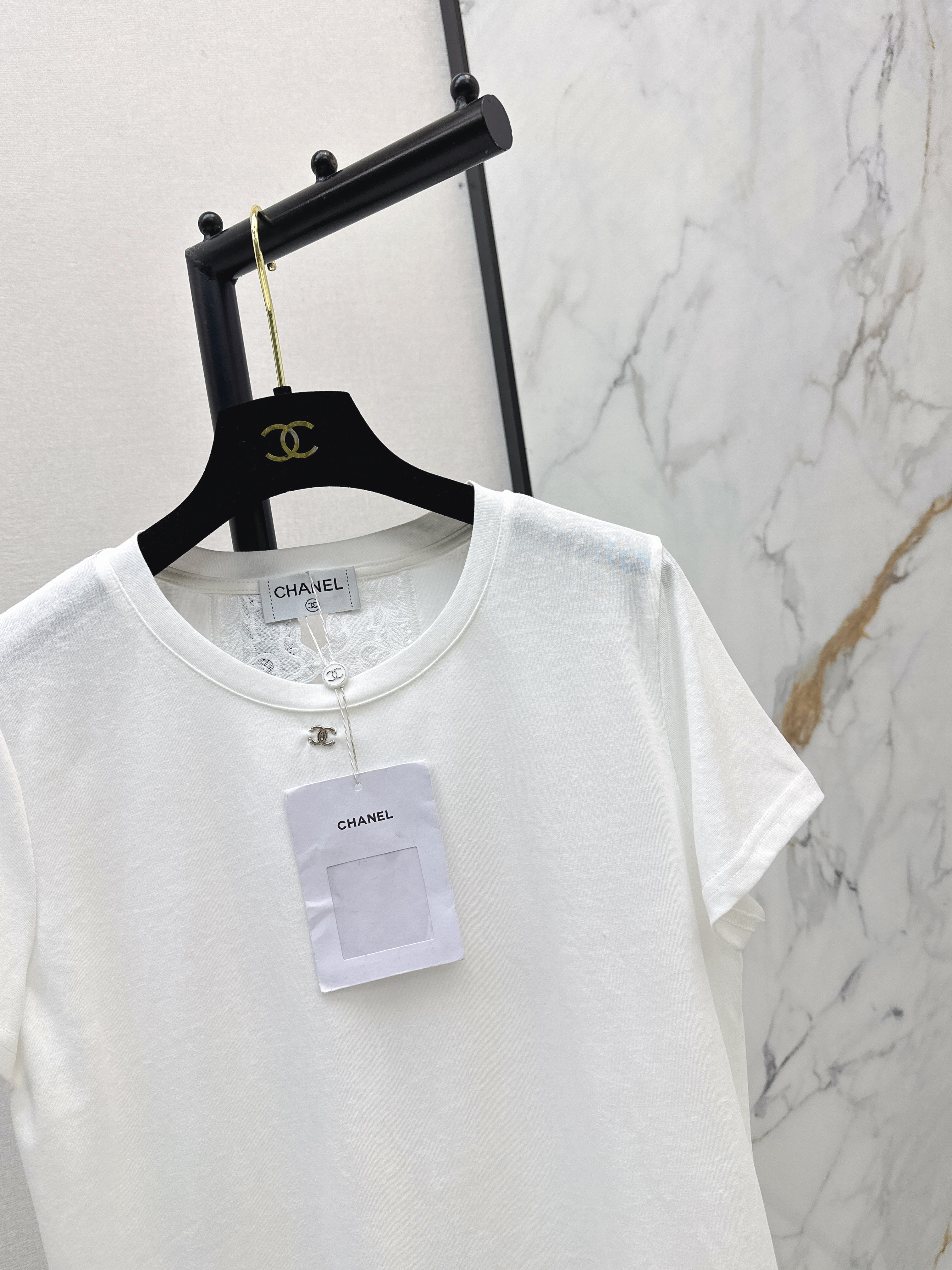 Chan 26ss lace hollow t-shirt