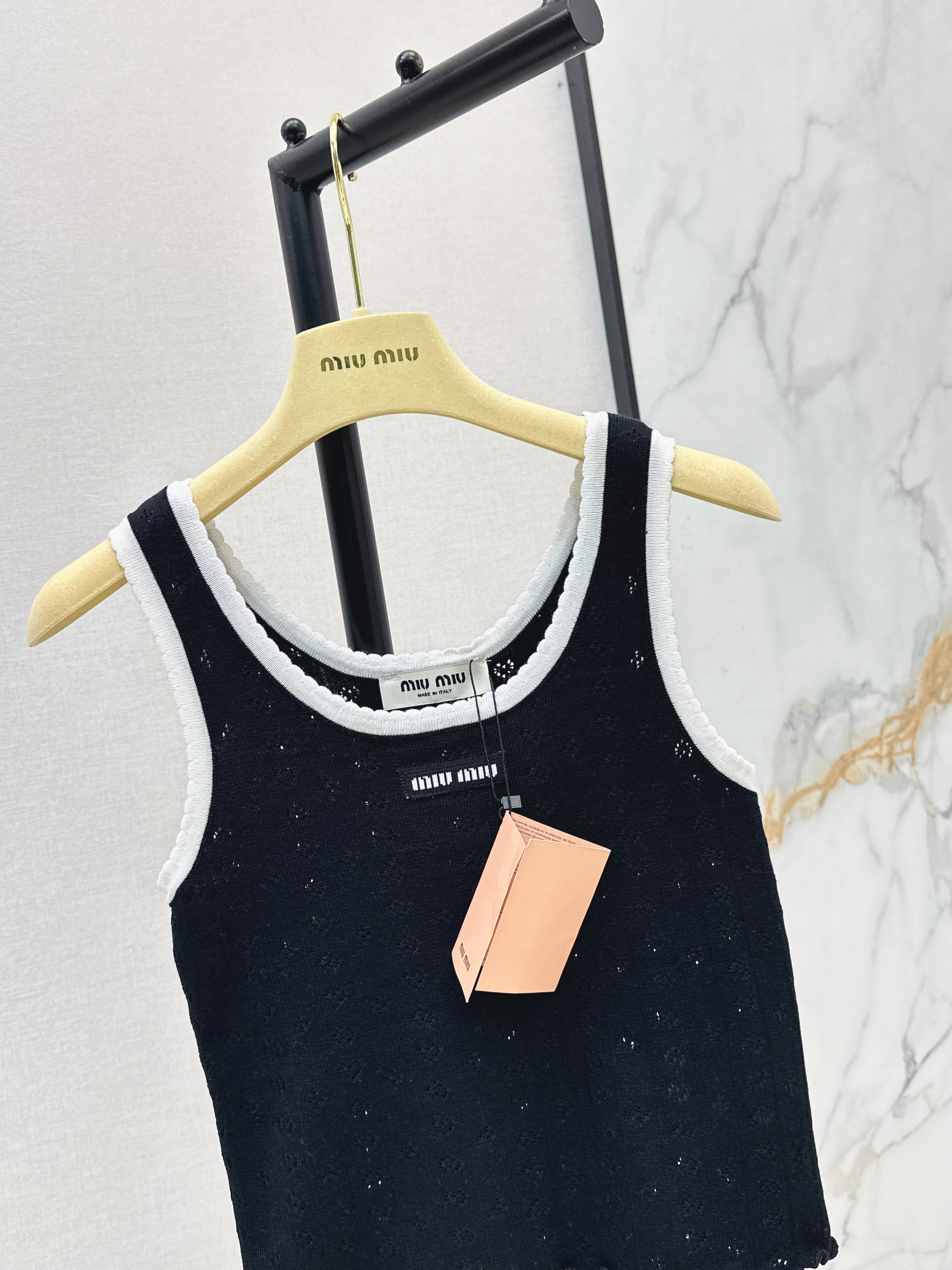 Miu 26ss knit crop vest